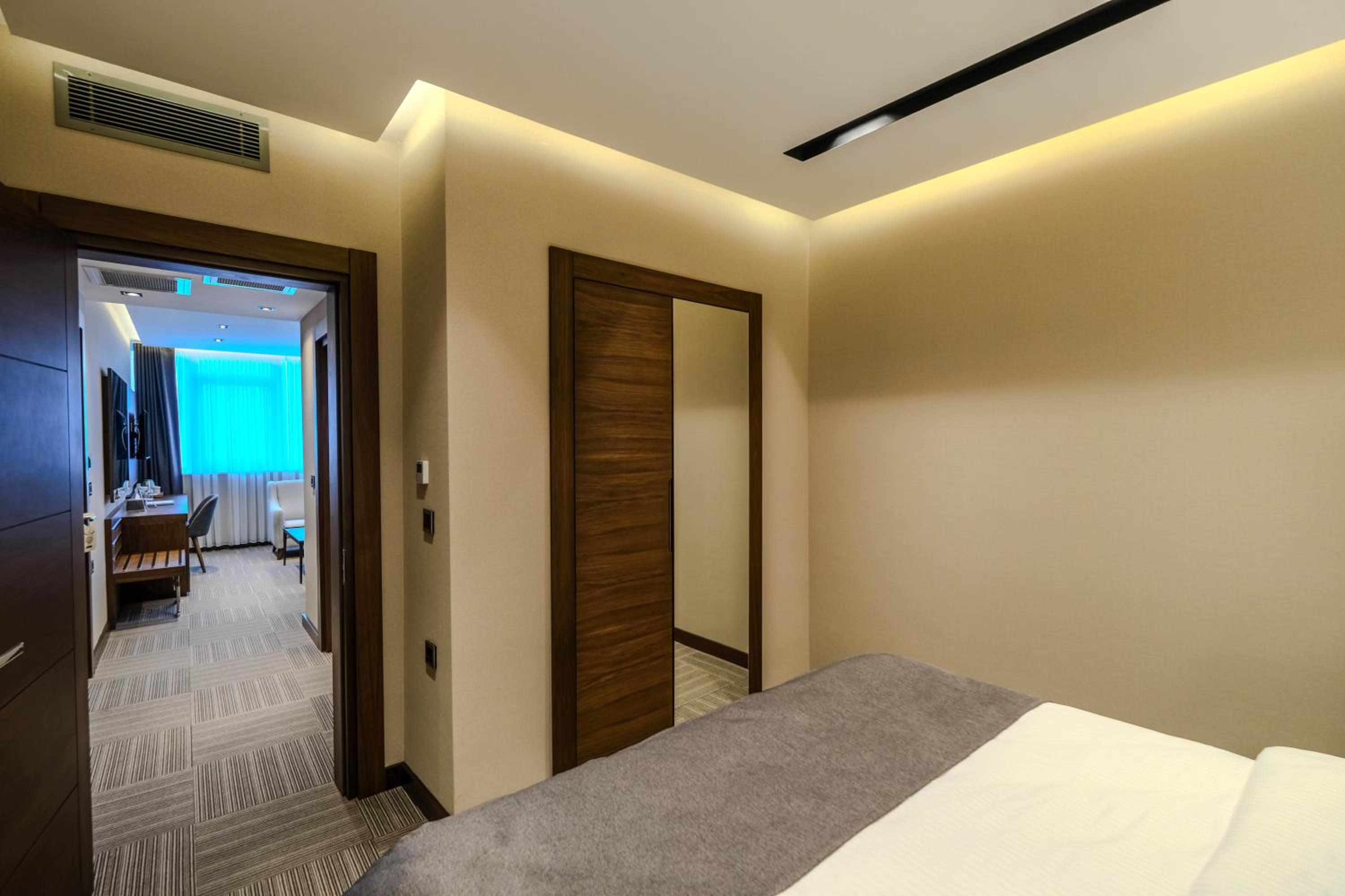 B'İSTANBUL OTEL - Image 49