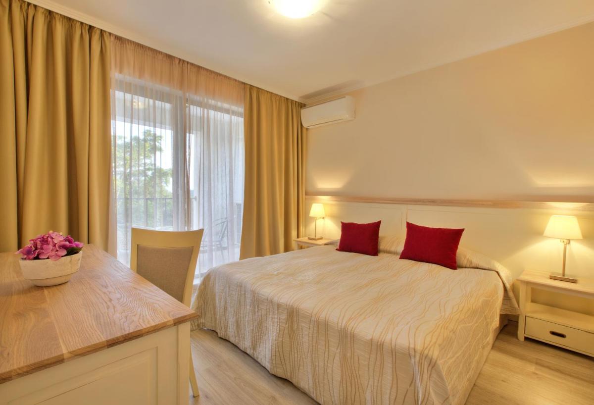 Private Apartments in White Rock Castle