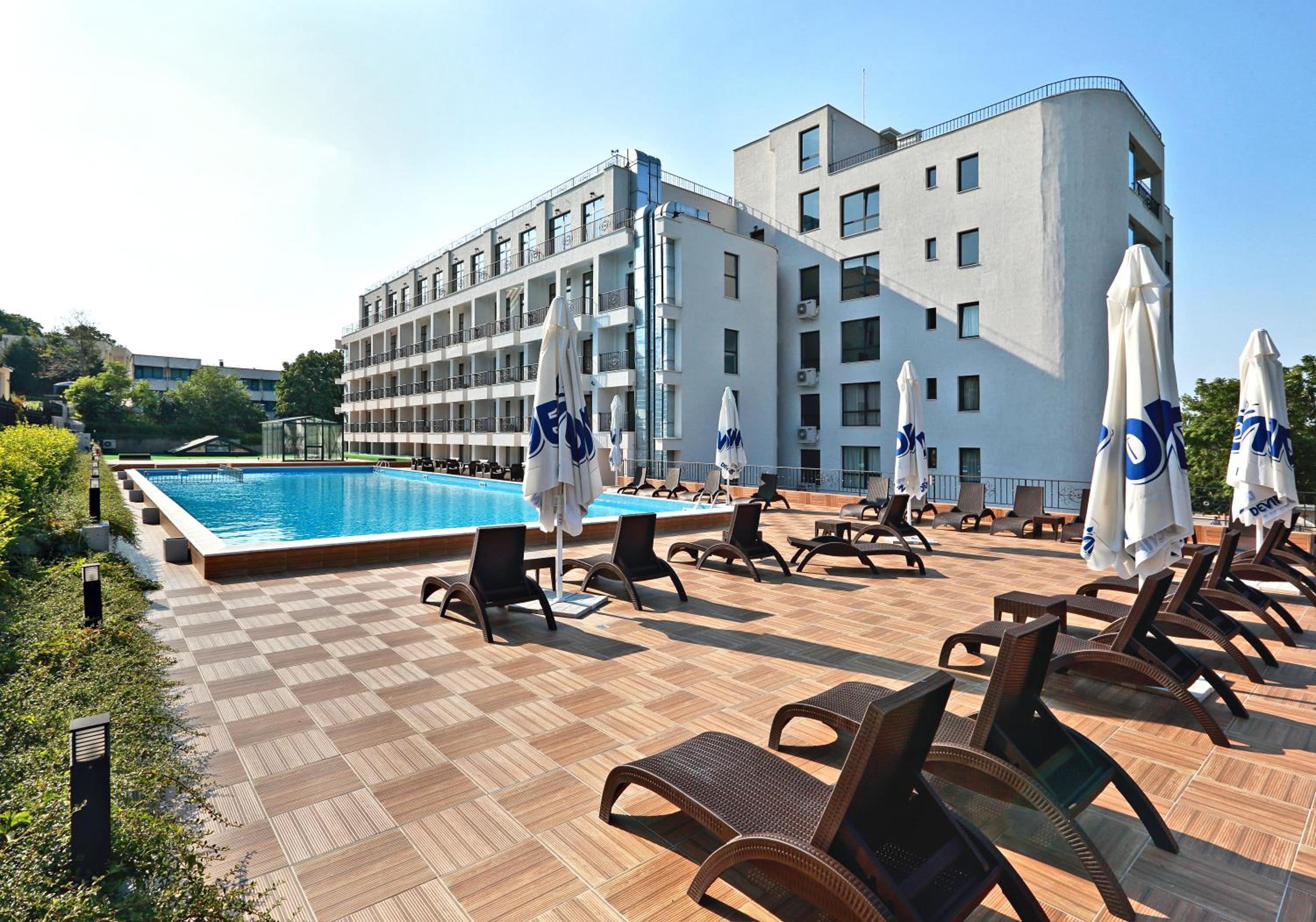 Private Apartments in White Rock Castle