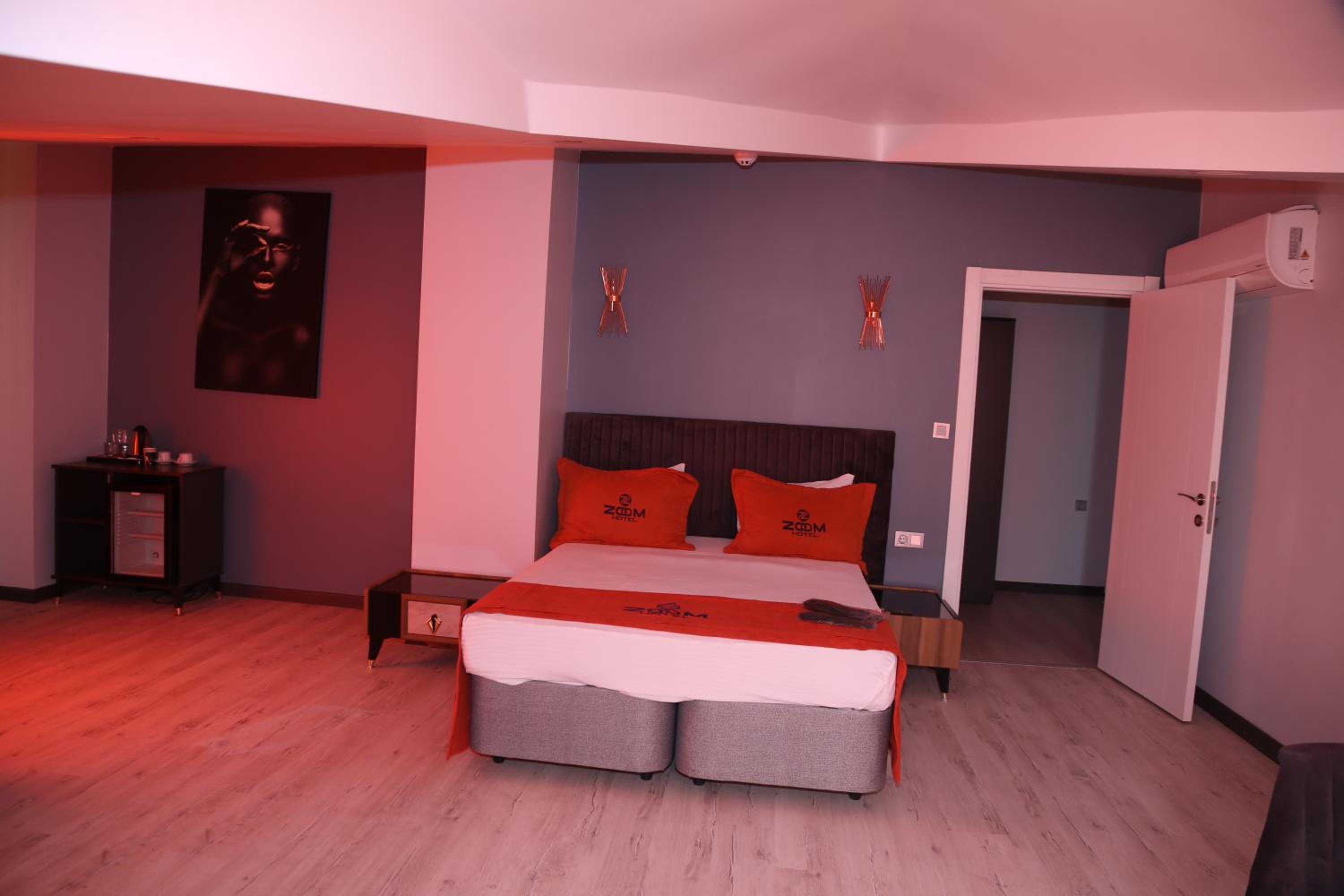 ZOOM OTEL - Image 84