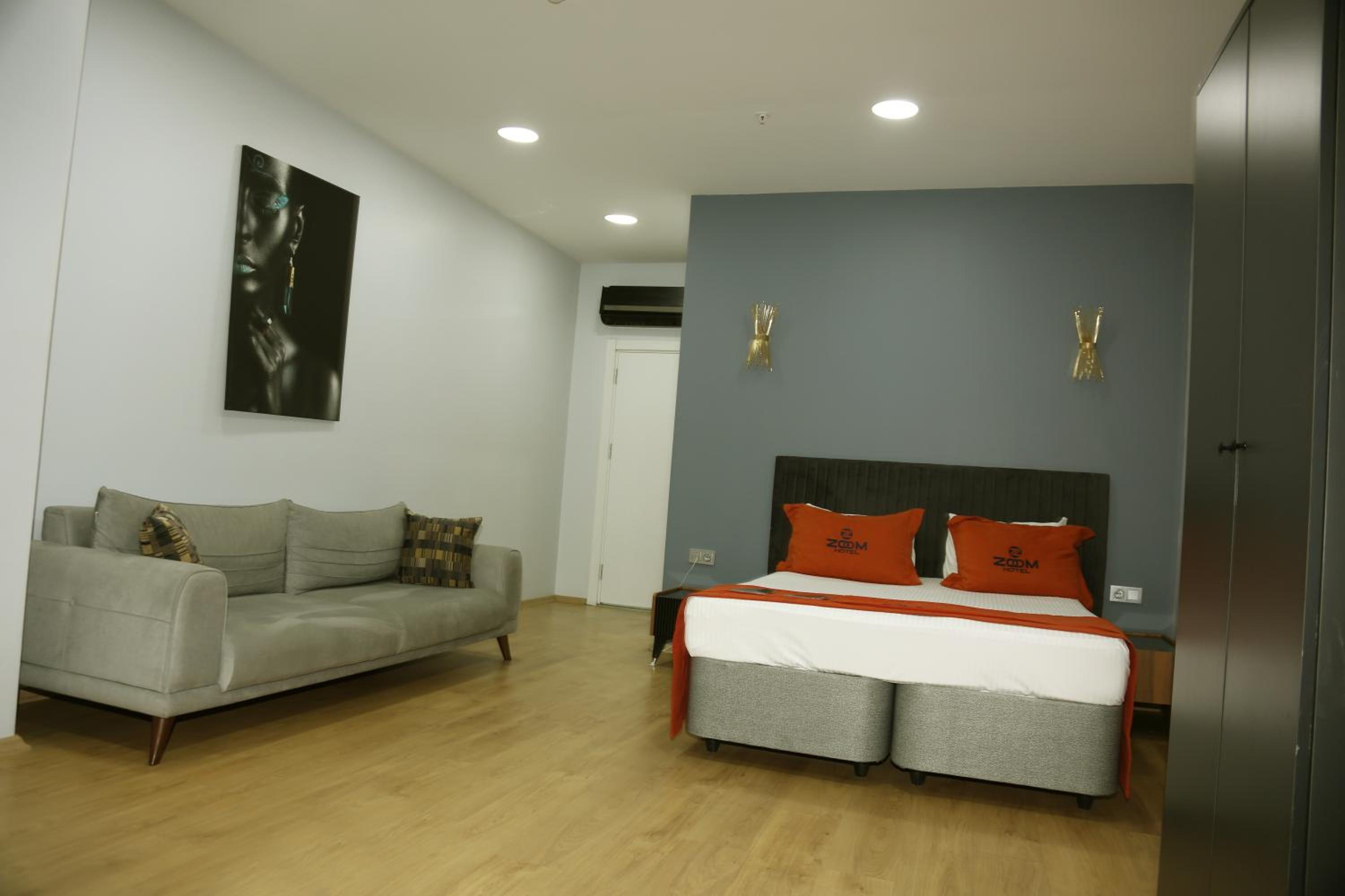 ZOOM OTEL - Image 92