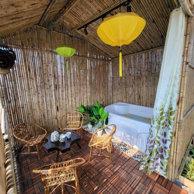Duplex sky Garden & couple Hottub by SSens Homes
