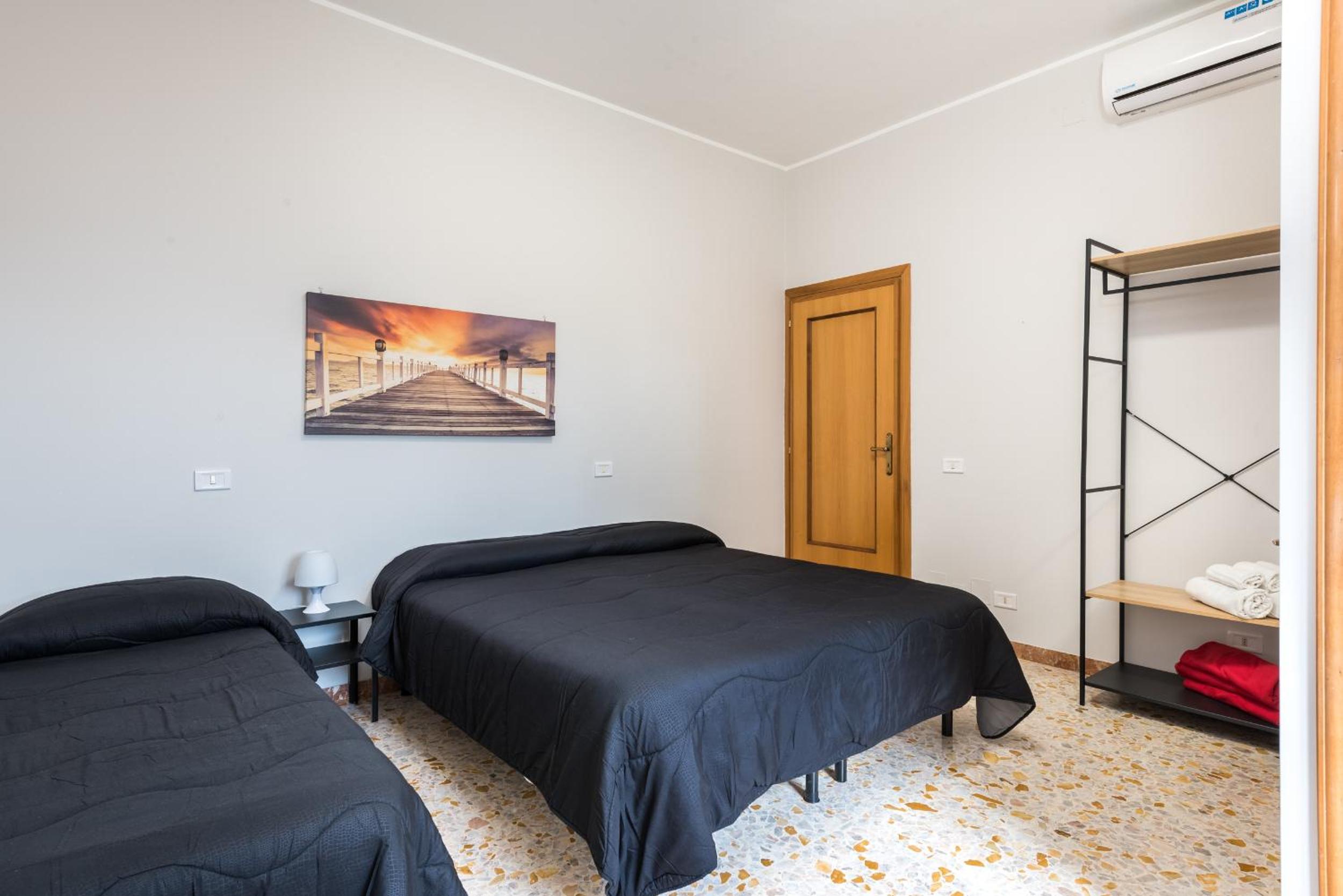 Travelershome Ciampino&Morena GuestHouse