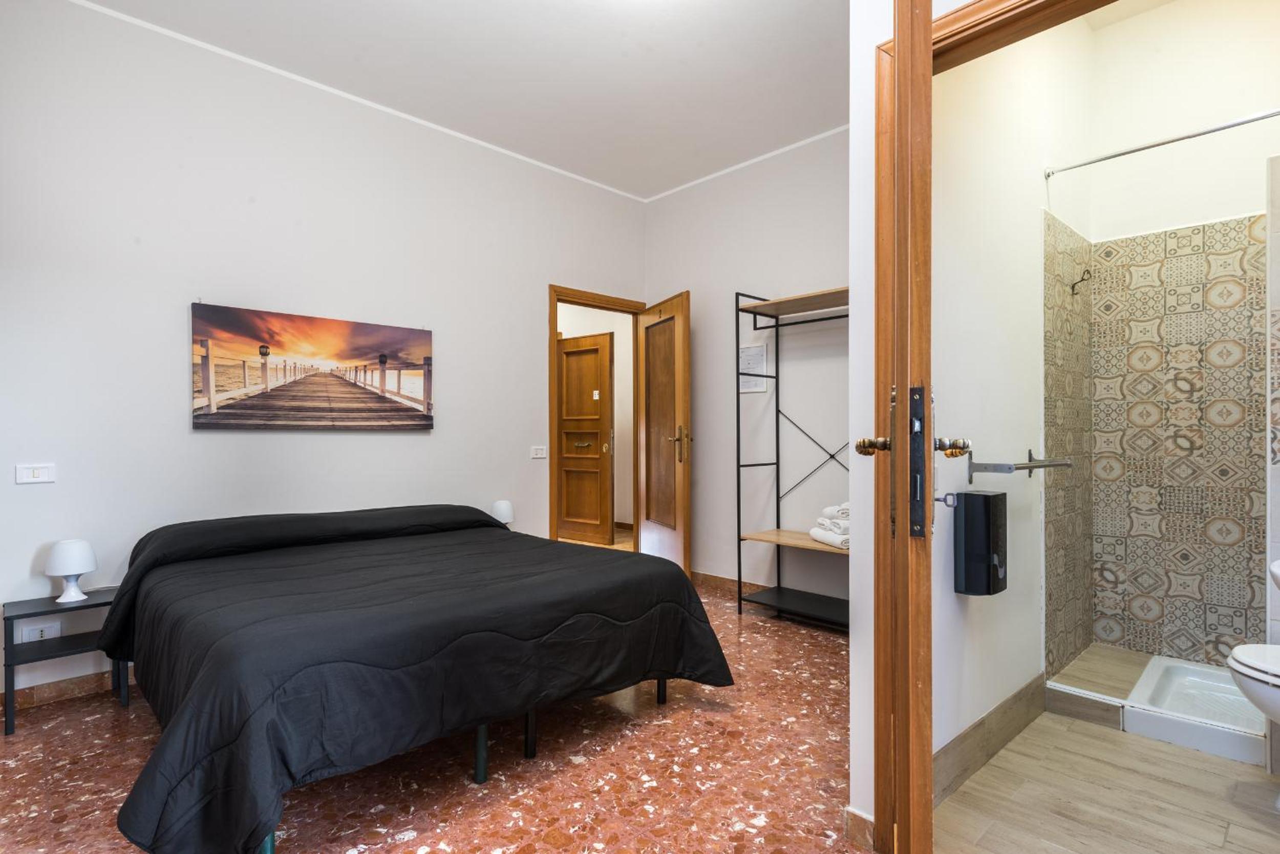Travelershome Ciampino&Morena GuestHouse