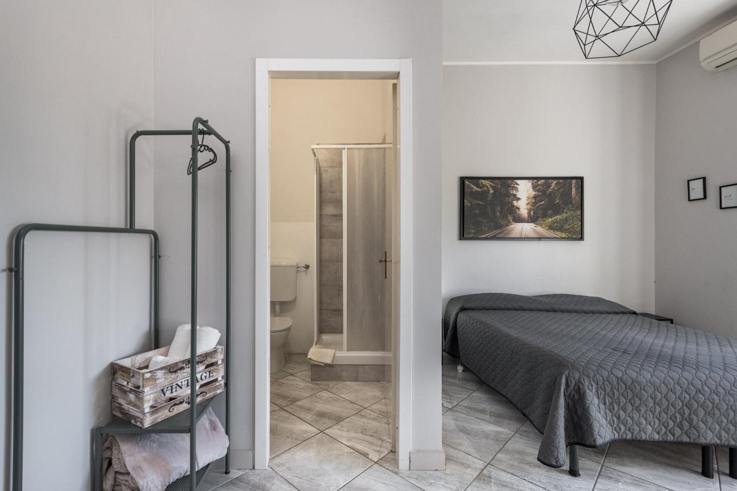 Travelershome Ciampino Rooms photo 5