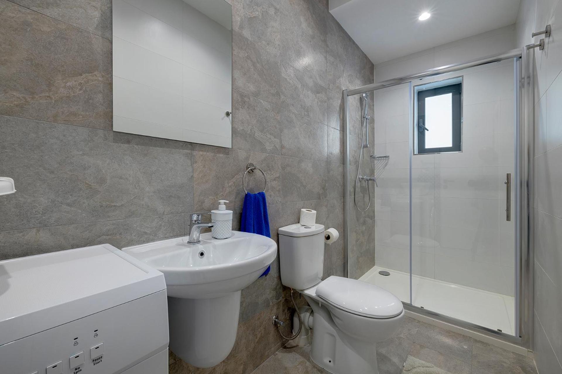 Sliema 2BR Great Location with Terrace