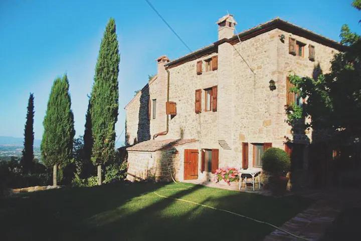 Podere Gli Oppi Toscana view 3