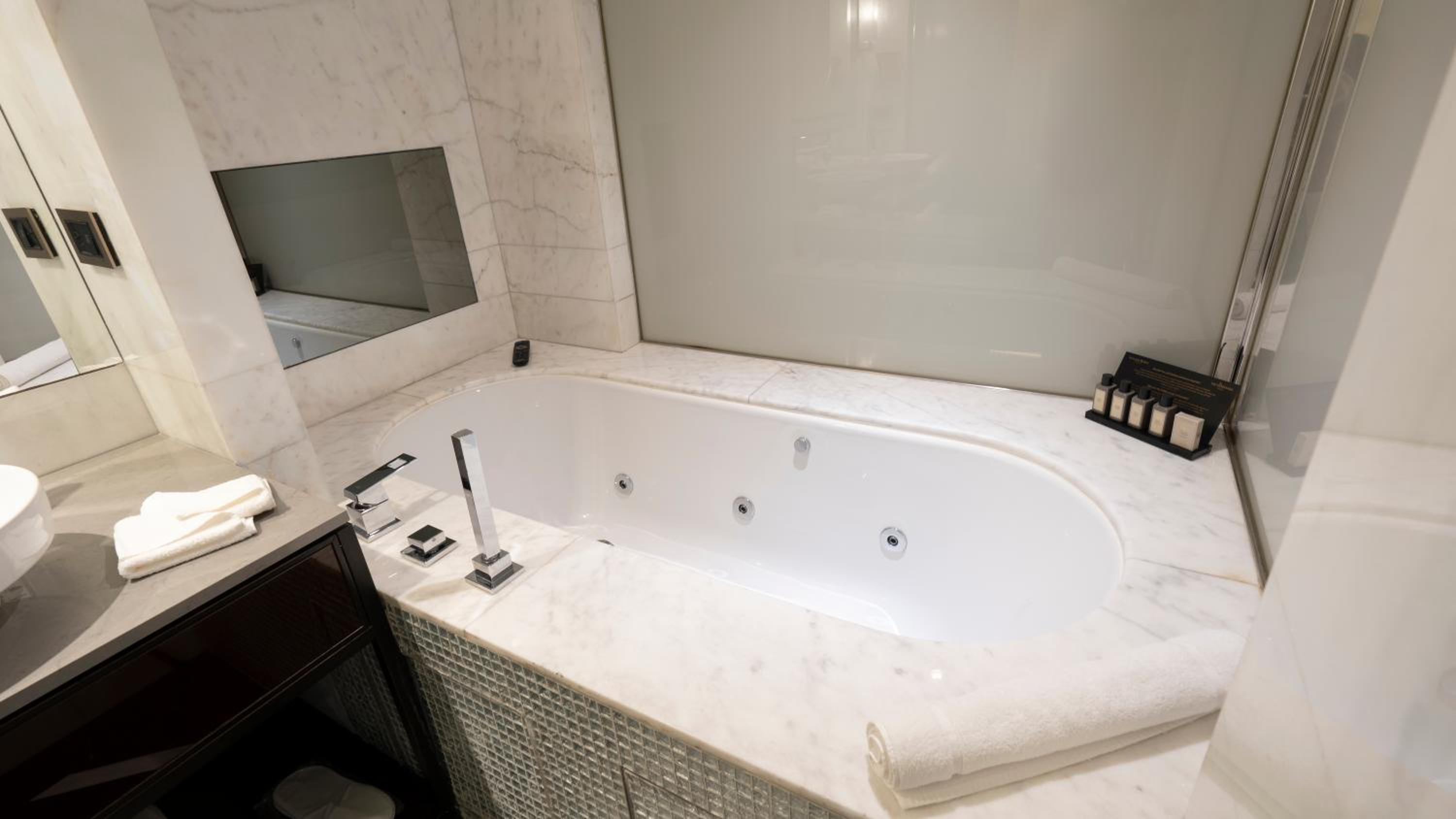 The Marmara Taksim - Image 64