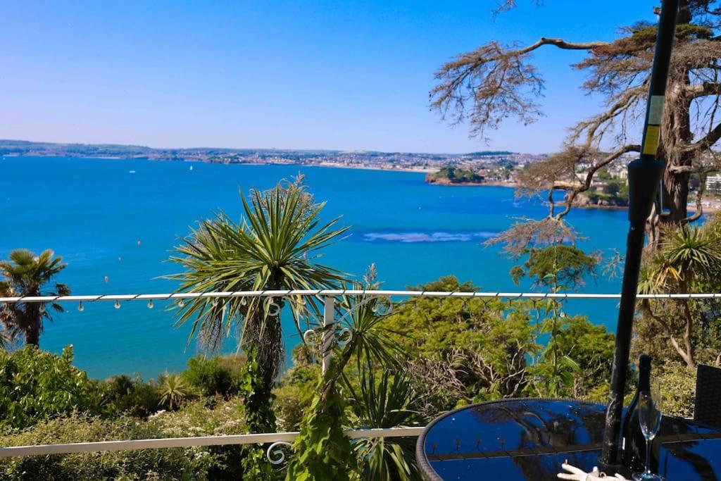 Luxury Riviera View Waterside Apartment