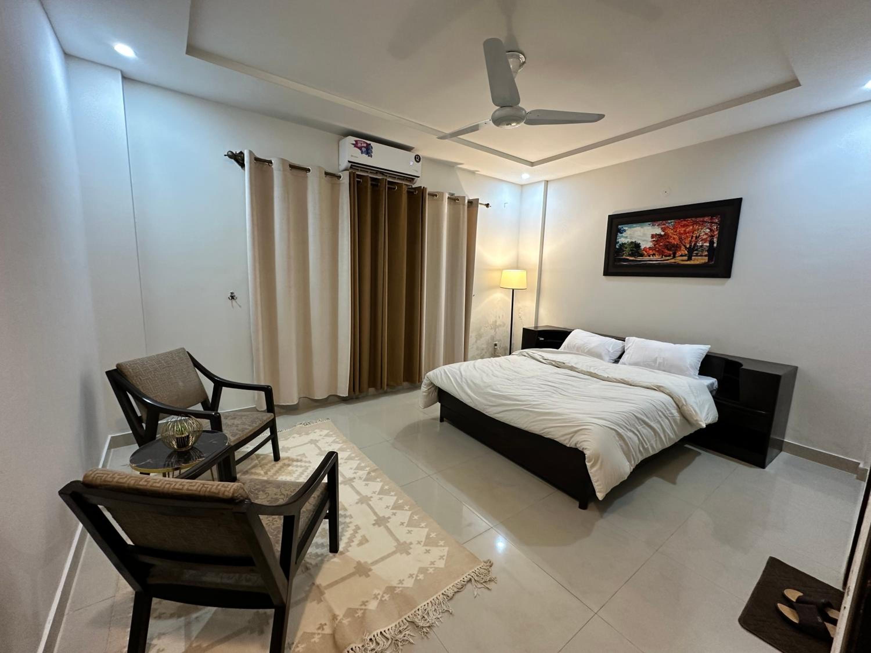 Whispering Willows Suite view 3