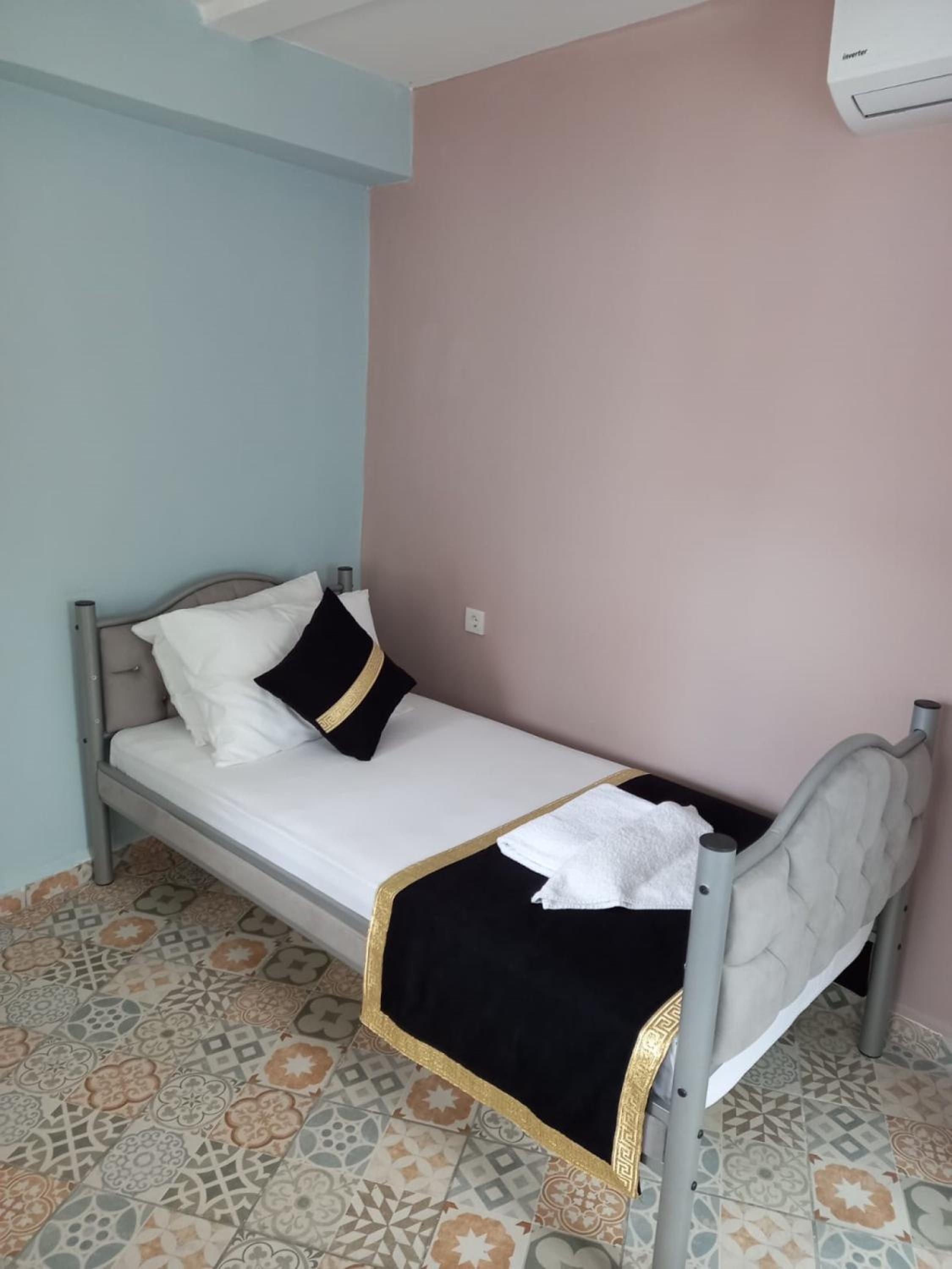 Emirhan Guesthouse & Suites