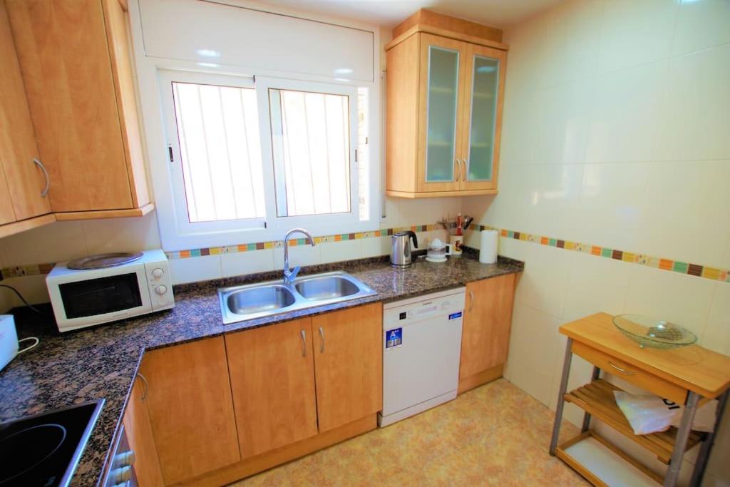 V&V LLORET-VILLA GALAXIA preciosa villa 6PAX con piscina privada view 3