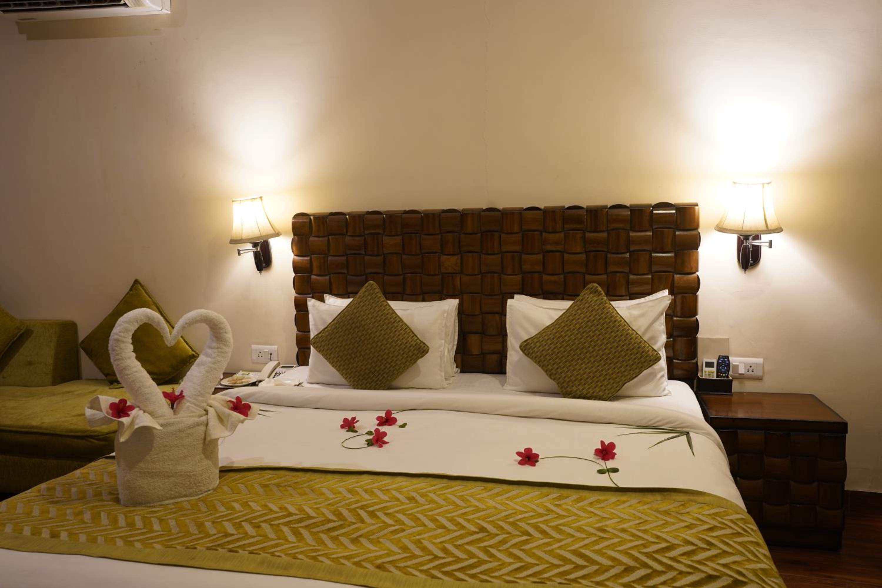 Alaya Resorts & Spa
