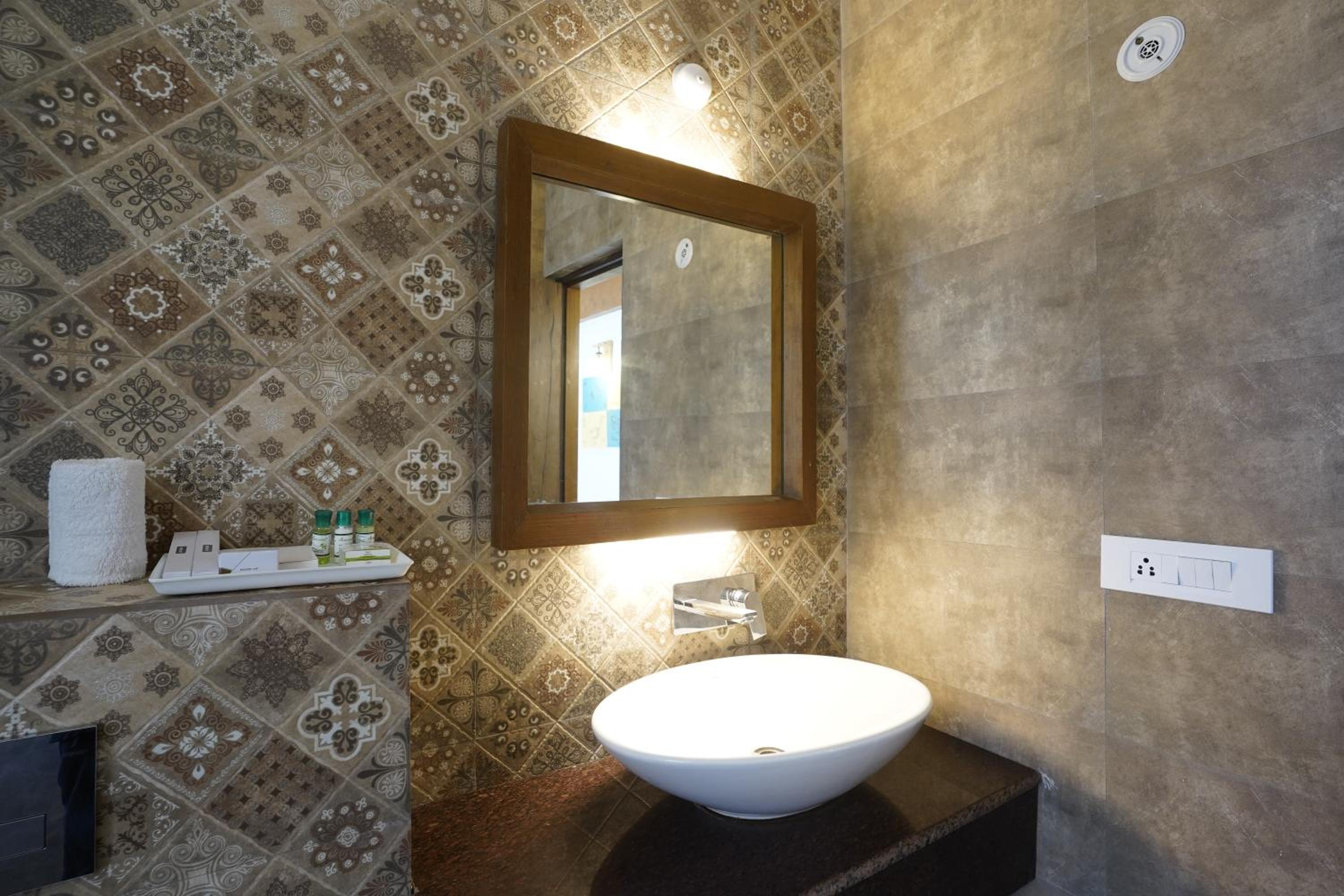 Alaya Resorts & Spa