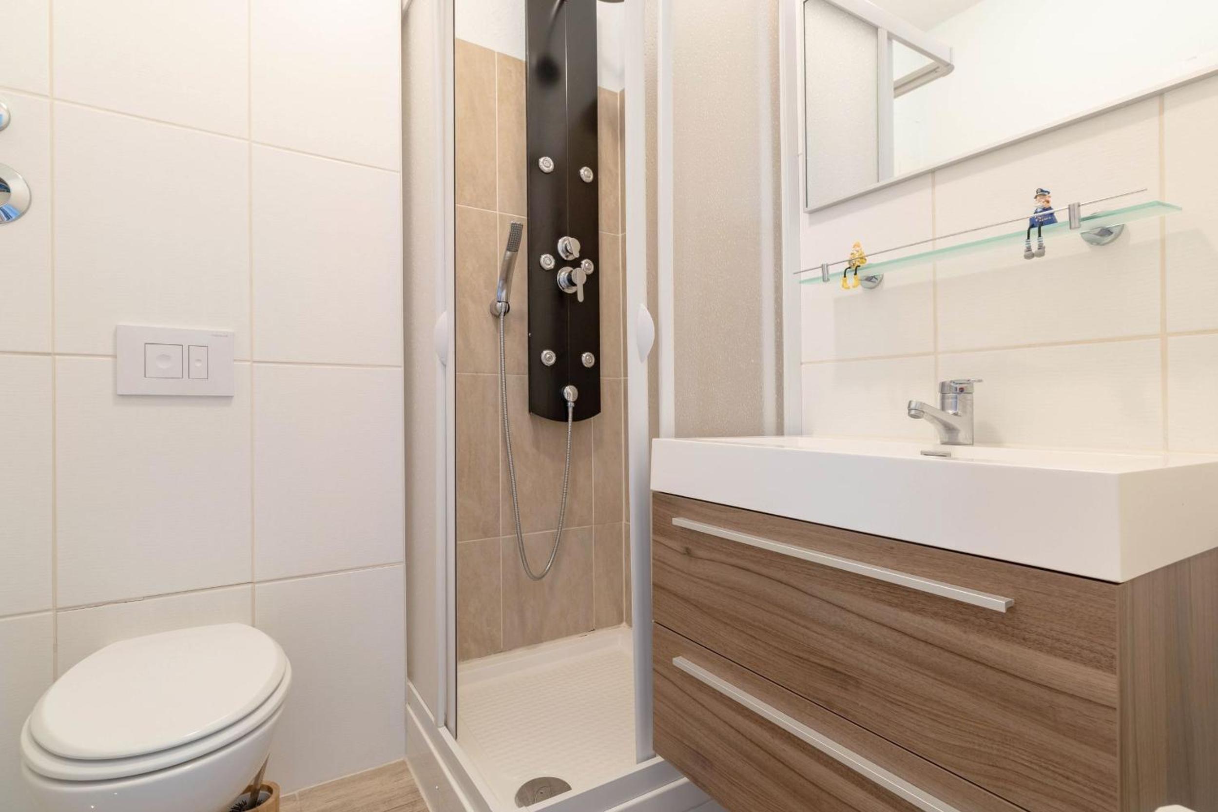 Haus Godewind Ferienwohnung 5 mit Balkon und Strandkorb