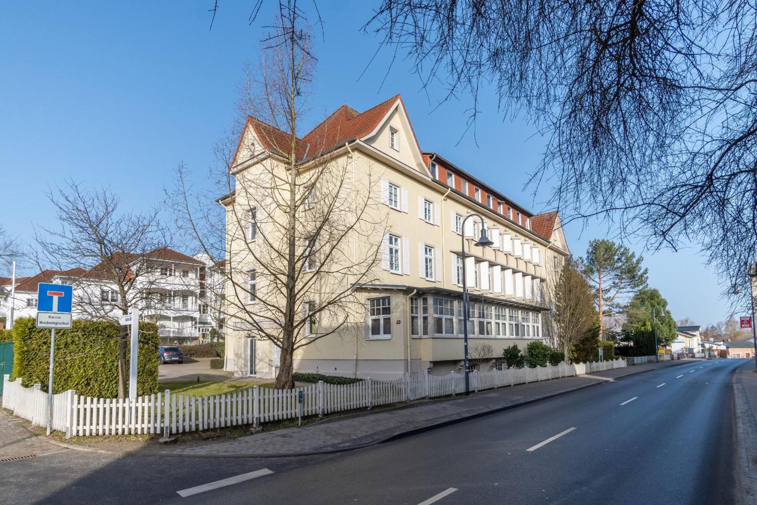 Haus Godewind Ferienwohnung 5 mit Balkon und Strandkorb