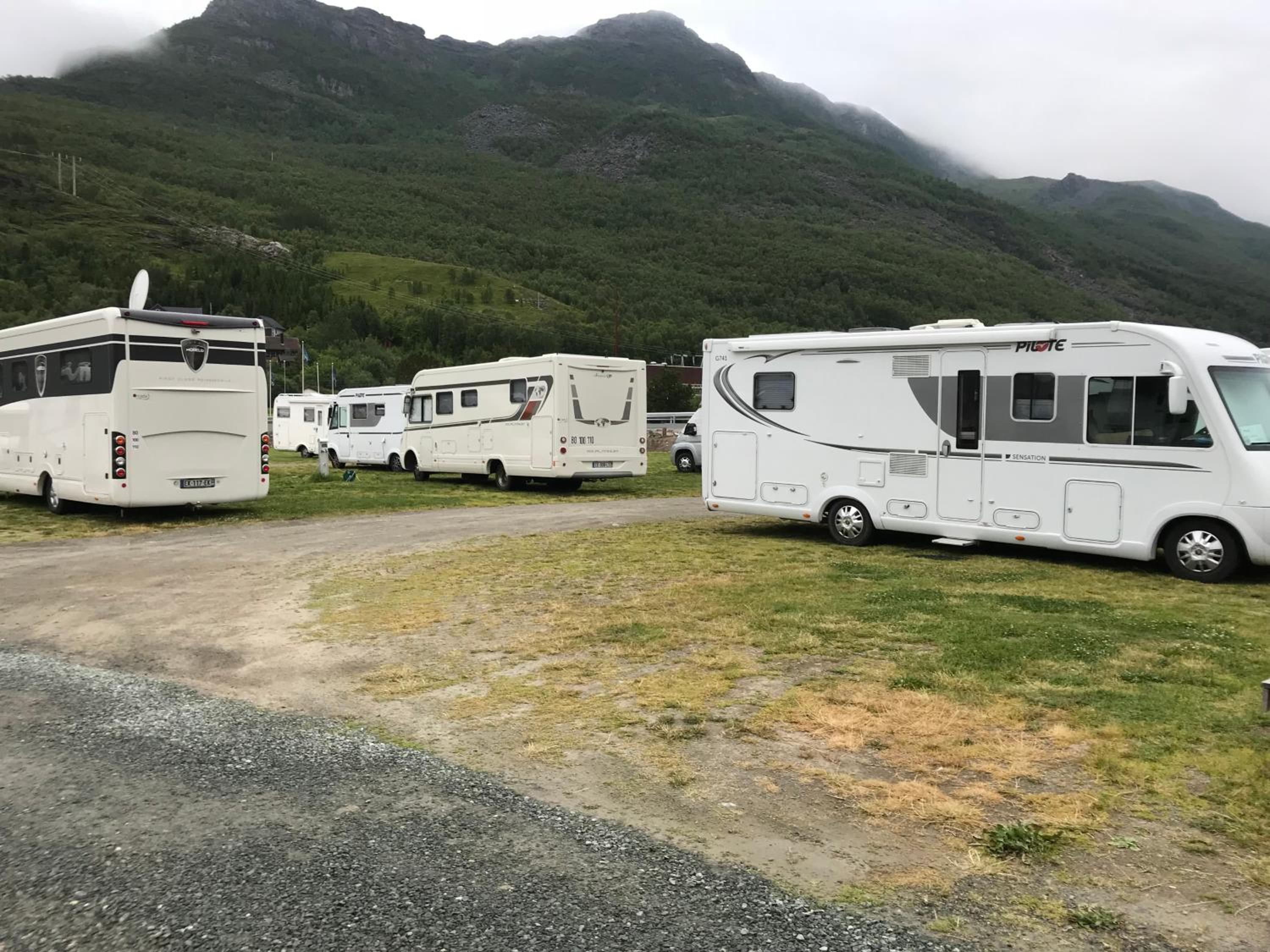 Løkvollstranda camping As view 2