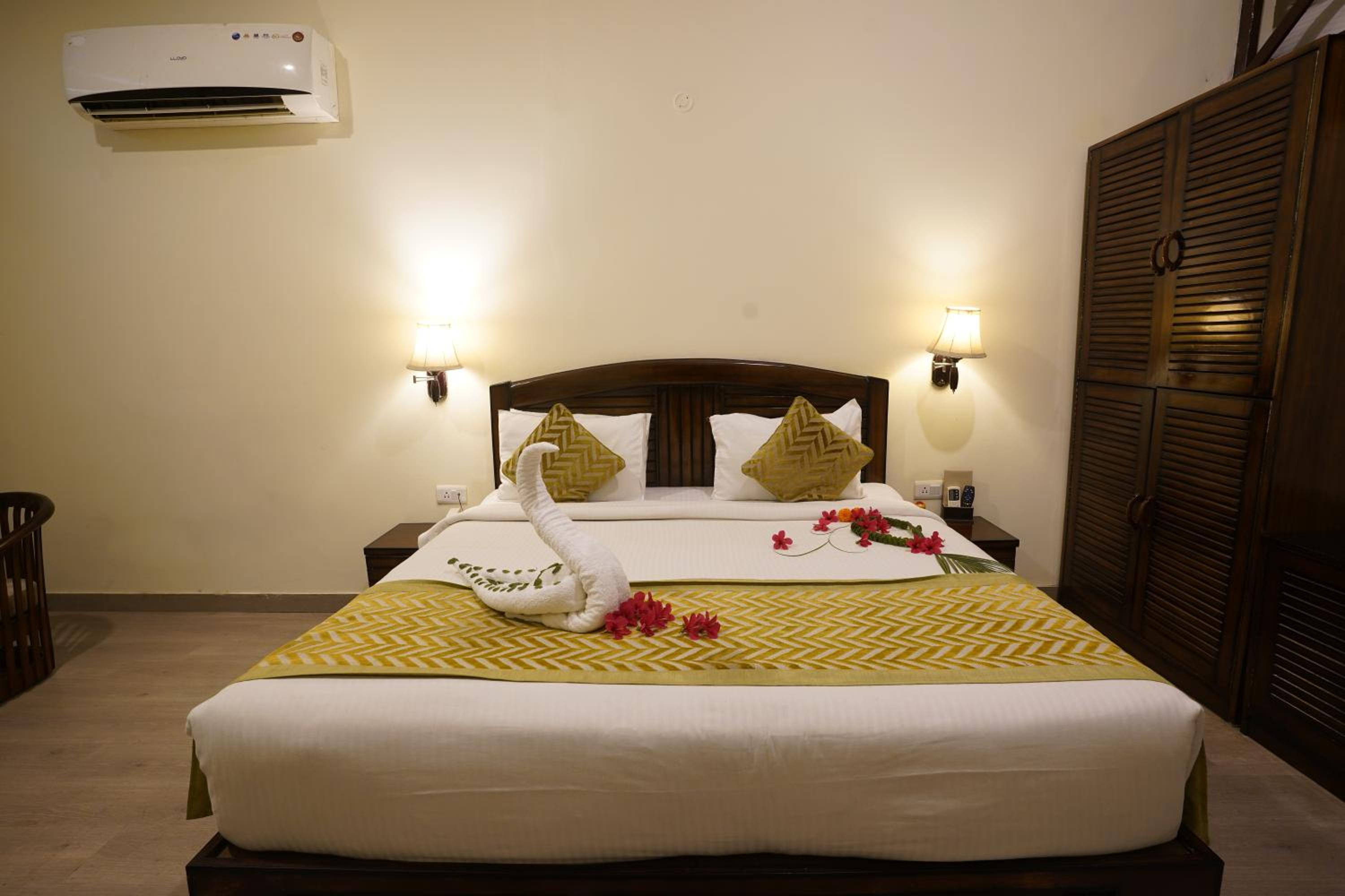 Alaya Resorts & Spa