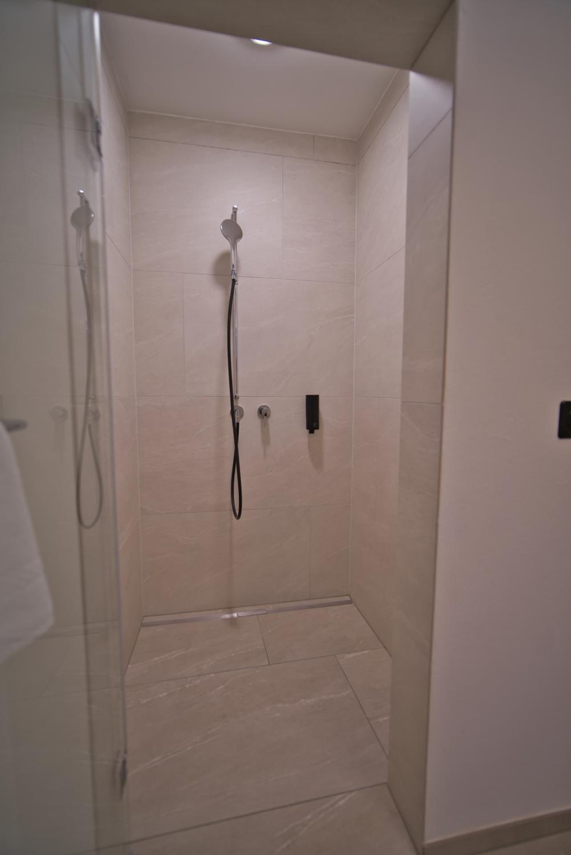 Photo 94