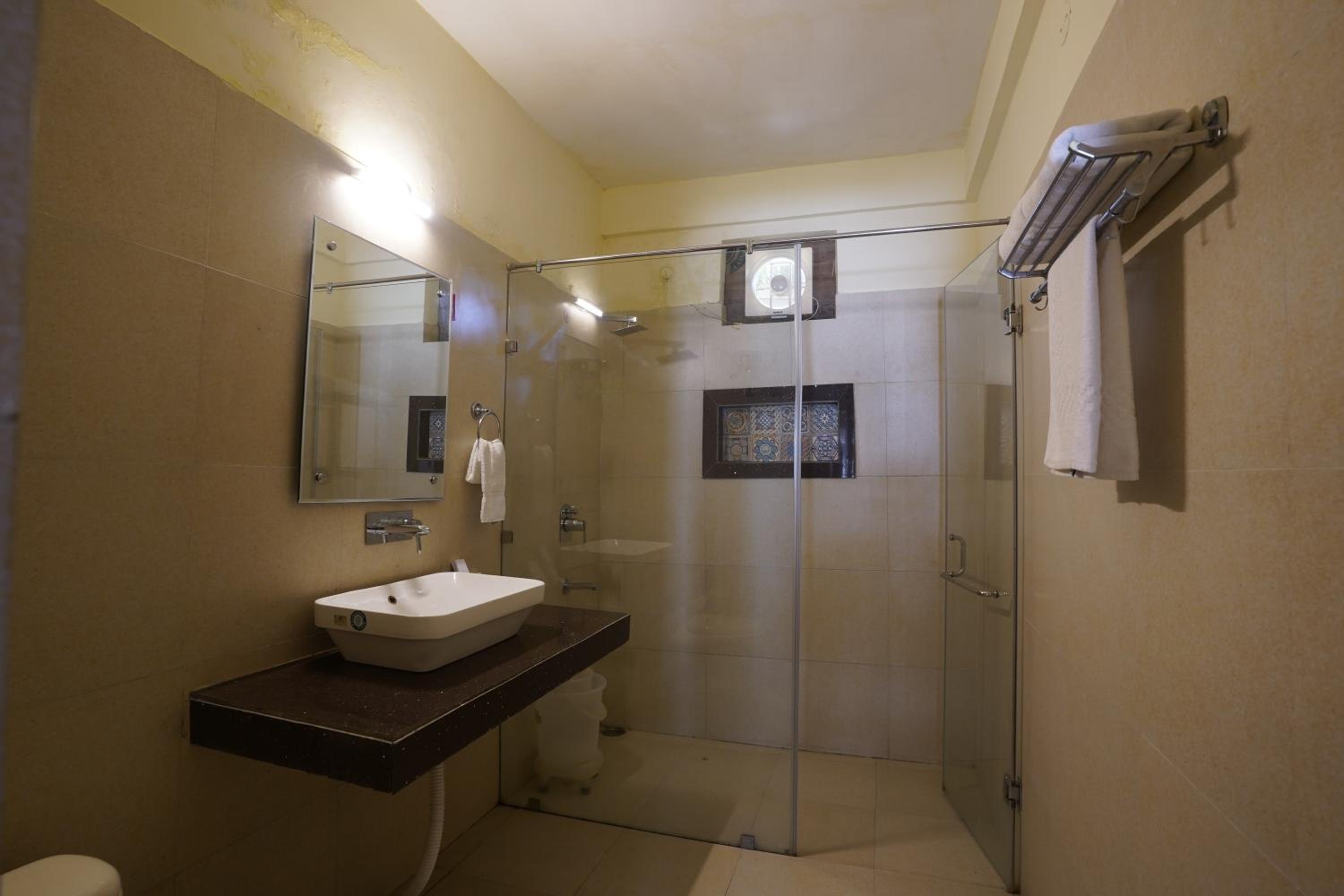 Alaya Resorts & Spa