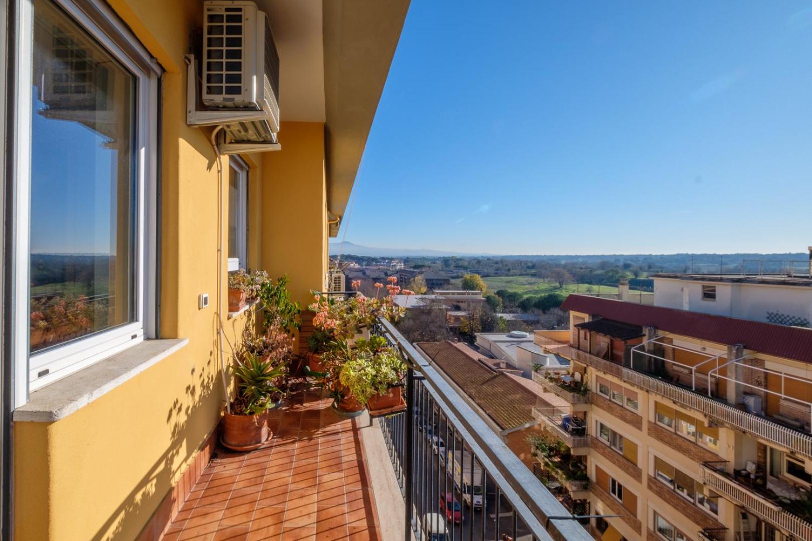 HT Charme Caffarella Top Price