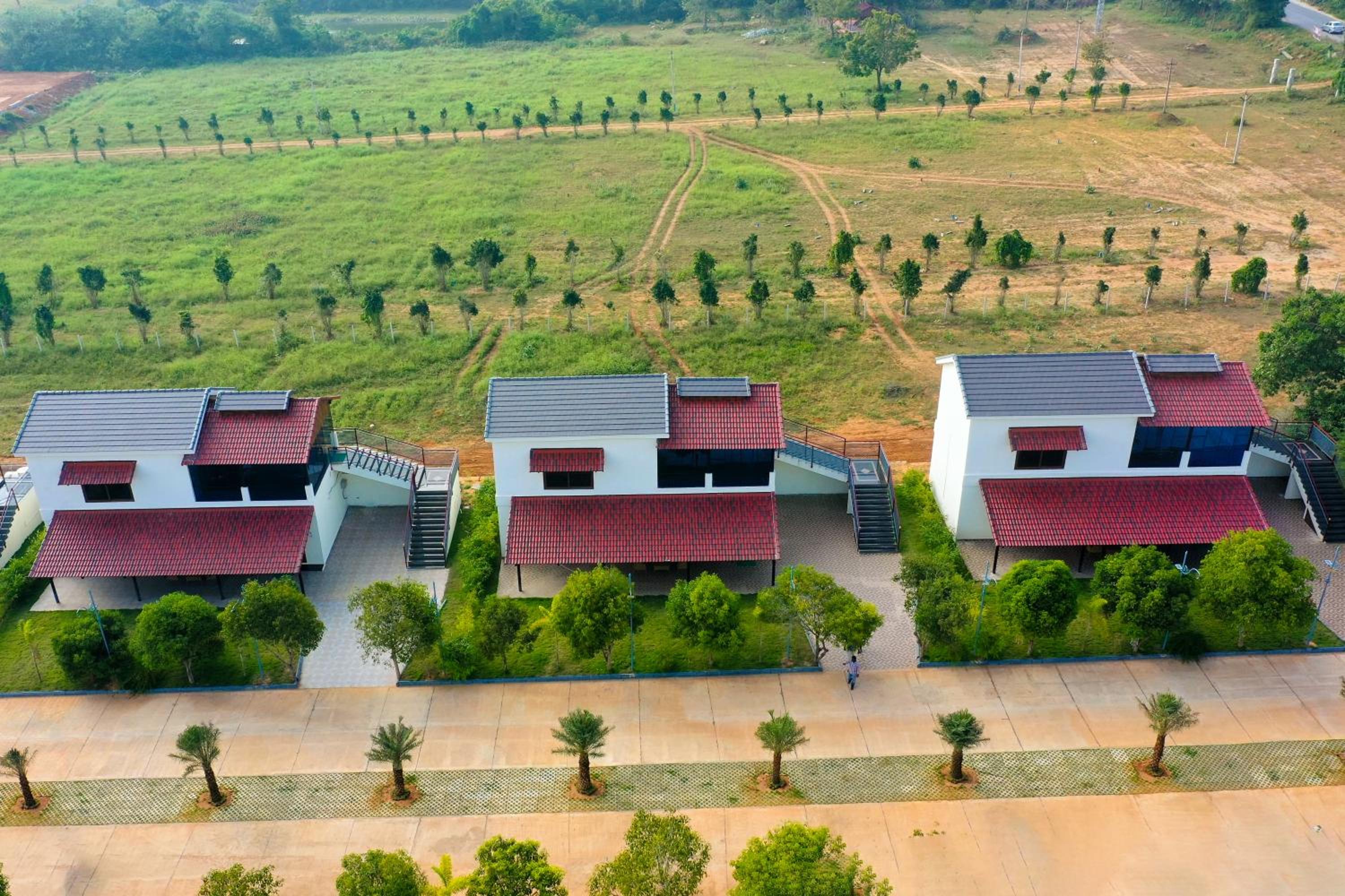 Lake Valley Resort and Spa Tirupati, 27 kms from Talakona Waterfall view 2