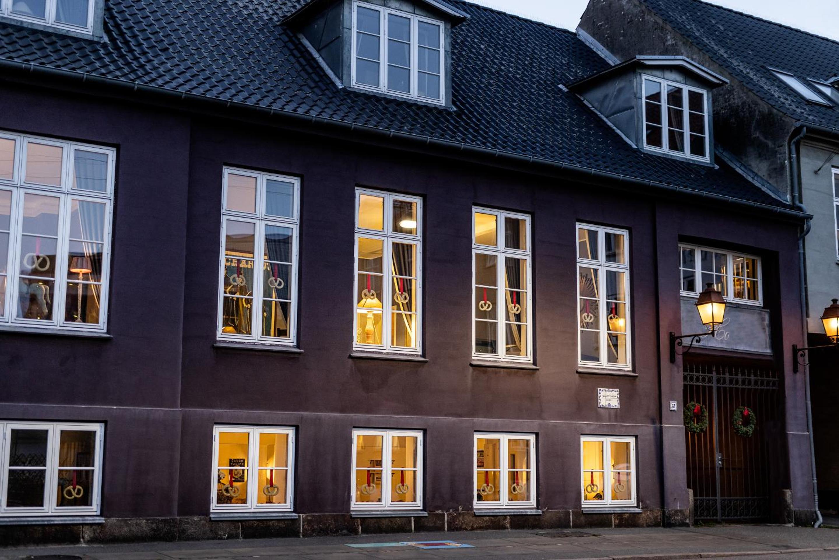 Hotel Villa Provence - Image 1