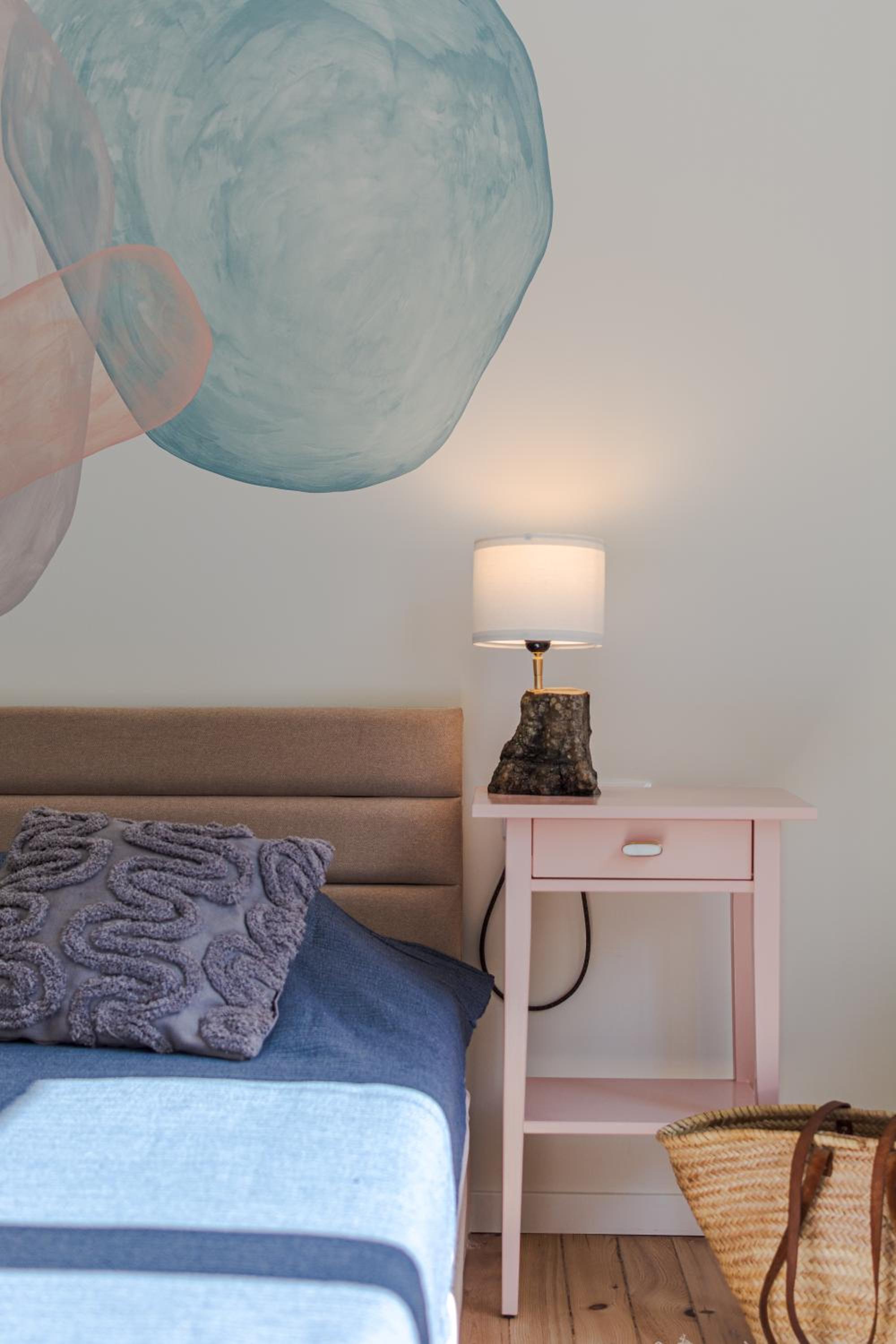 Little Perfection - Super King Size Bed - WiFi 200 Mbp