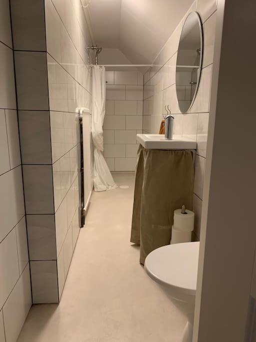 Lägenhet i sekelskiftesvilla i centrala Dalsjöfors