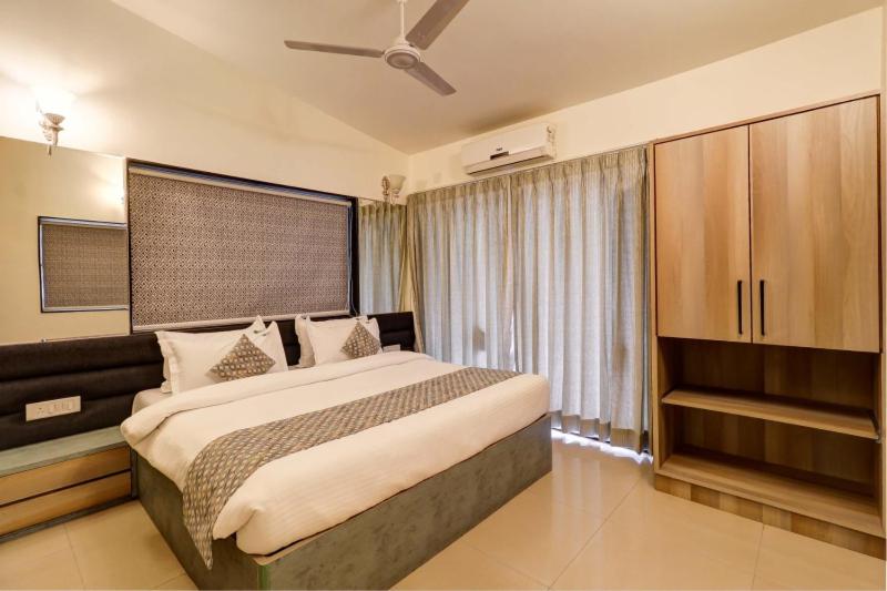 Esperanza Villas with Free Breakfast, Swimming Pool and Valley View