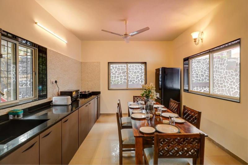 Esperanza Villas with Free Breakfast, Swimming Pool and Valley View