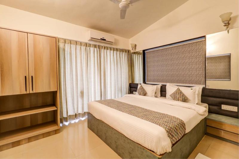 Esperanza Villas with Free Breakfast, Swimming Pool and Valley View