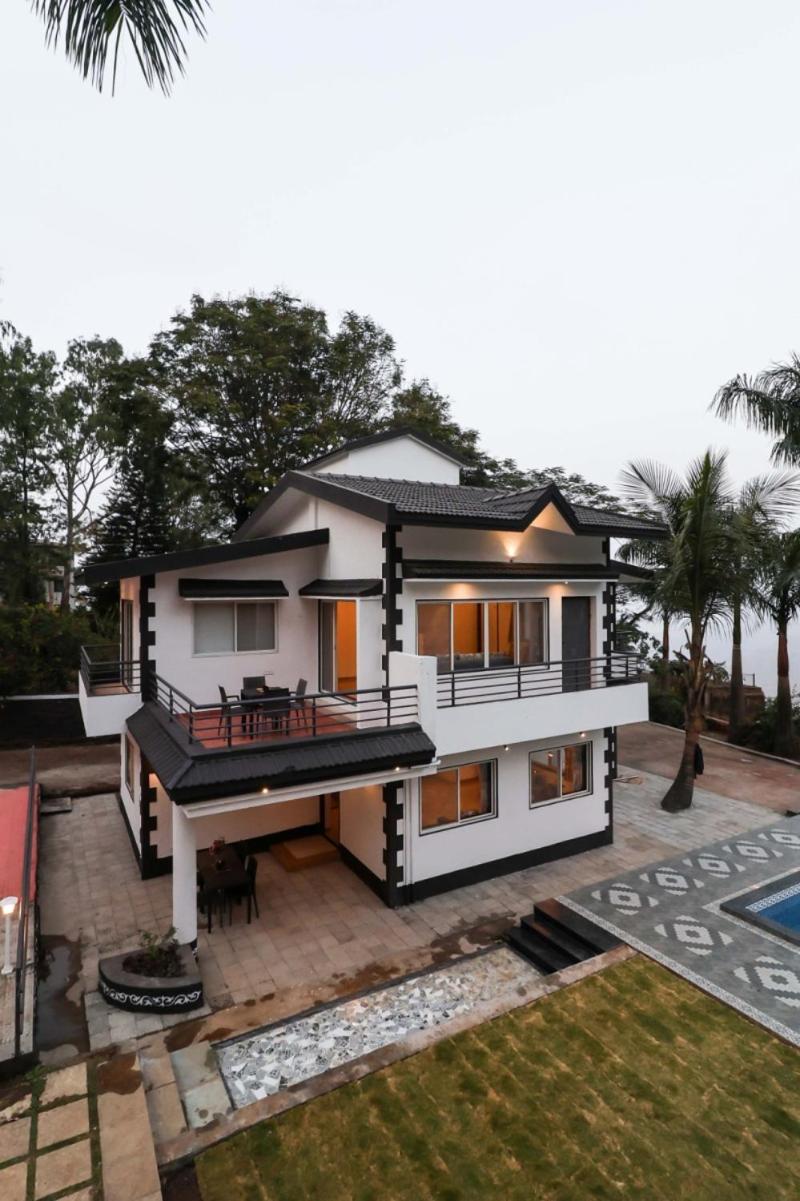 Esperanza Villas with Free Breakfast, Swimming Pool and Valley View