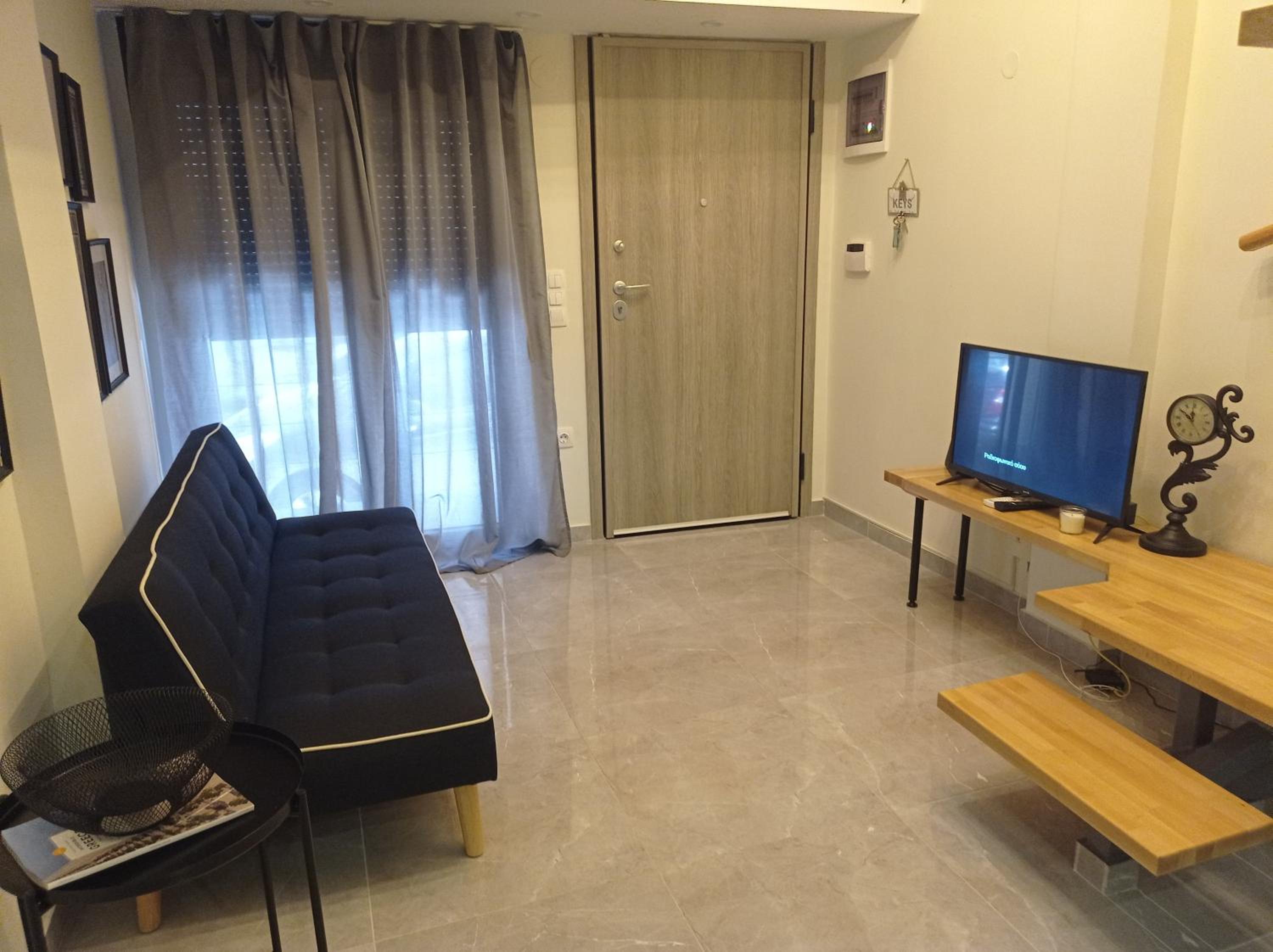 Minimal Two-Floor Apartment view 5