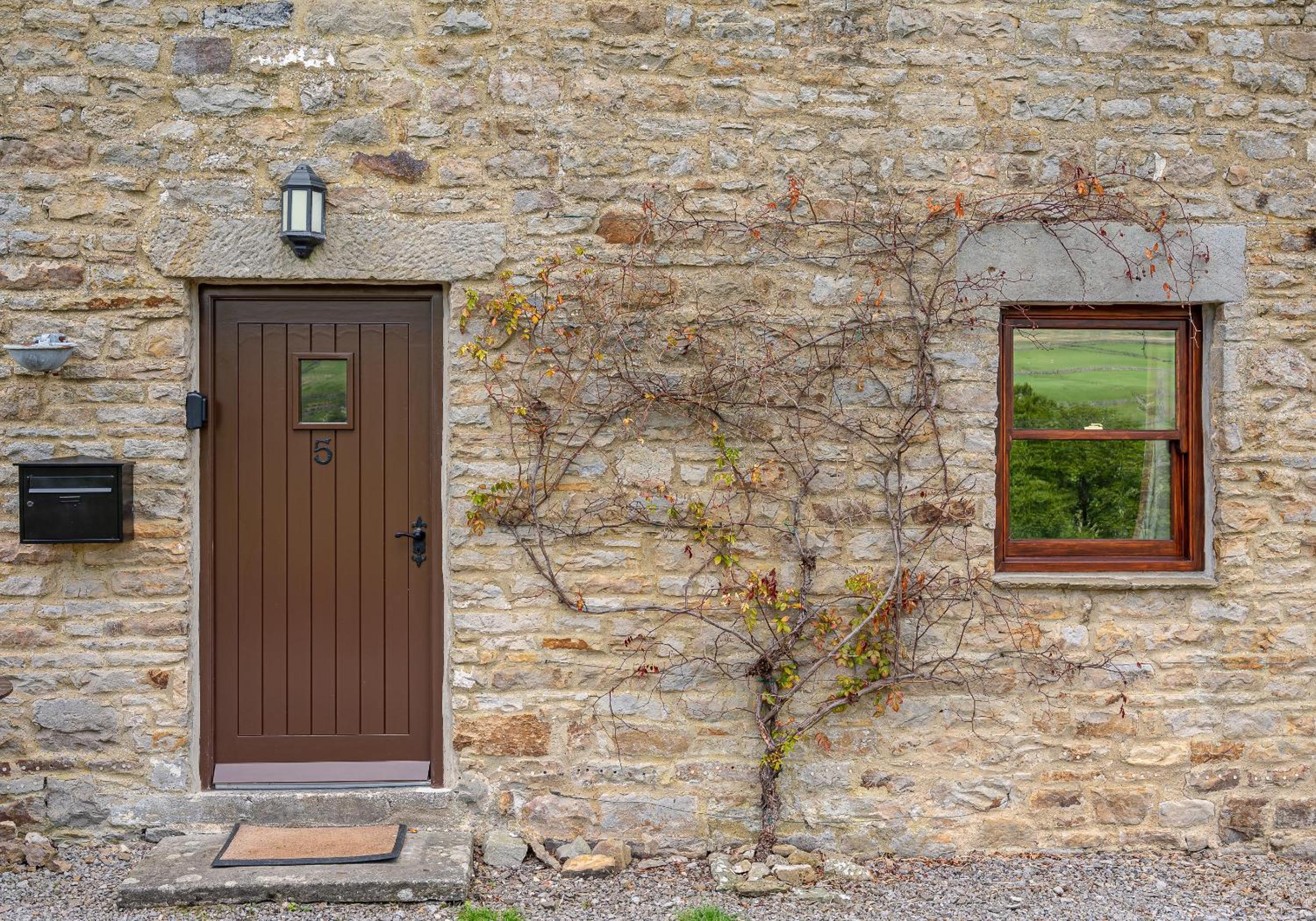 5 Swallowsholm Cottage view 5