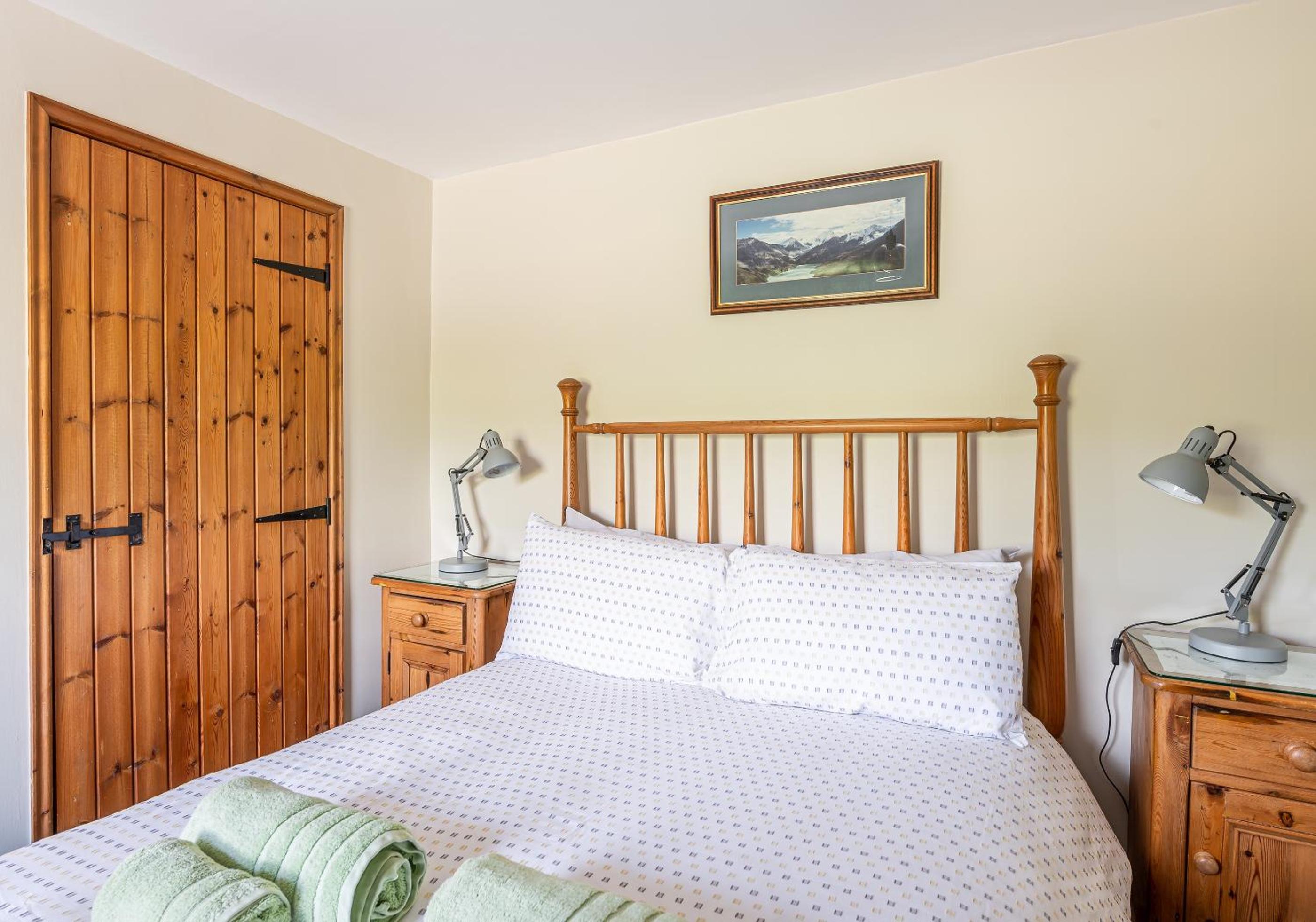 5 Swallowsholm Cottage view 3