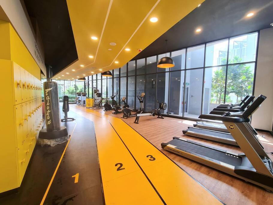 Studio Room near Gleneagles @ Embassy Row KLCC