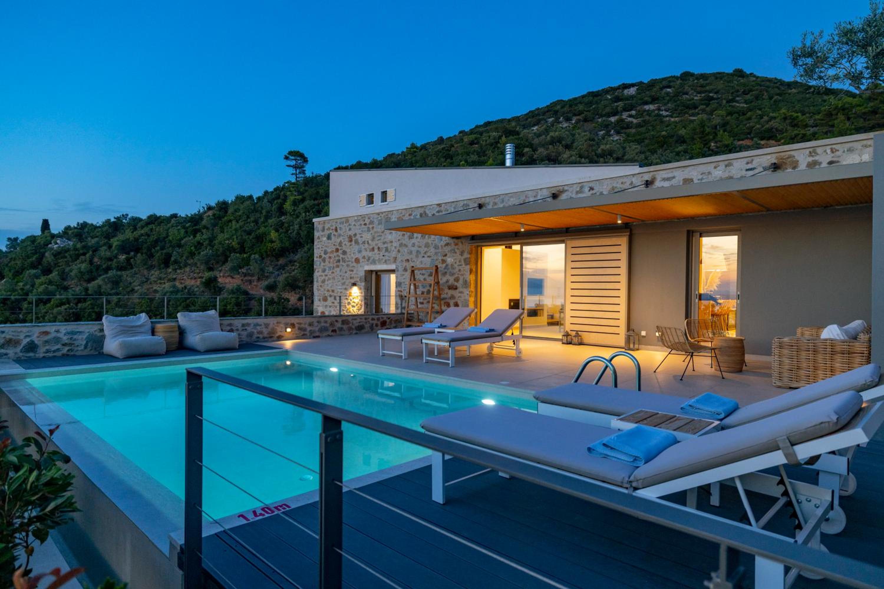 Atrium Villas