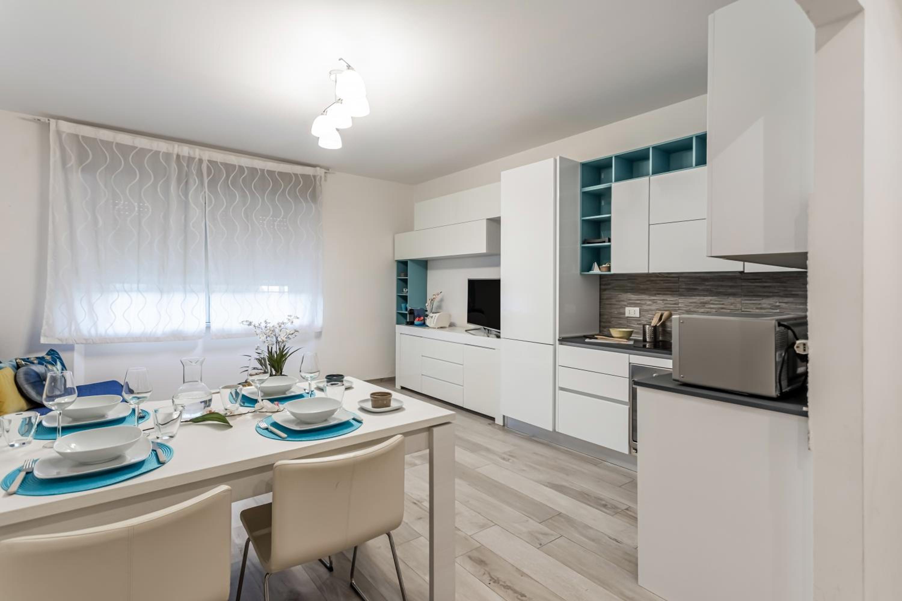 Tania Home - Pavia City - by Host4U