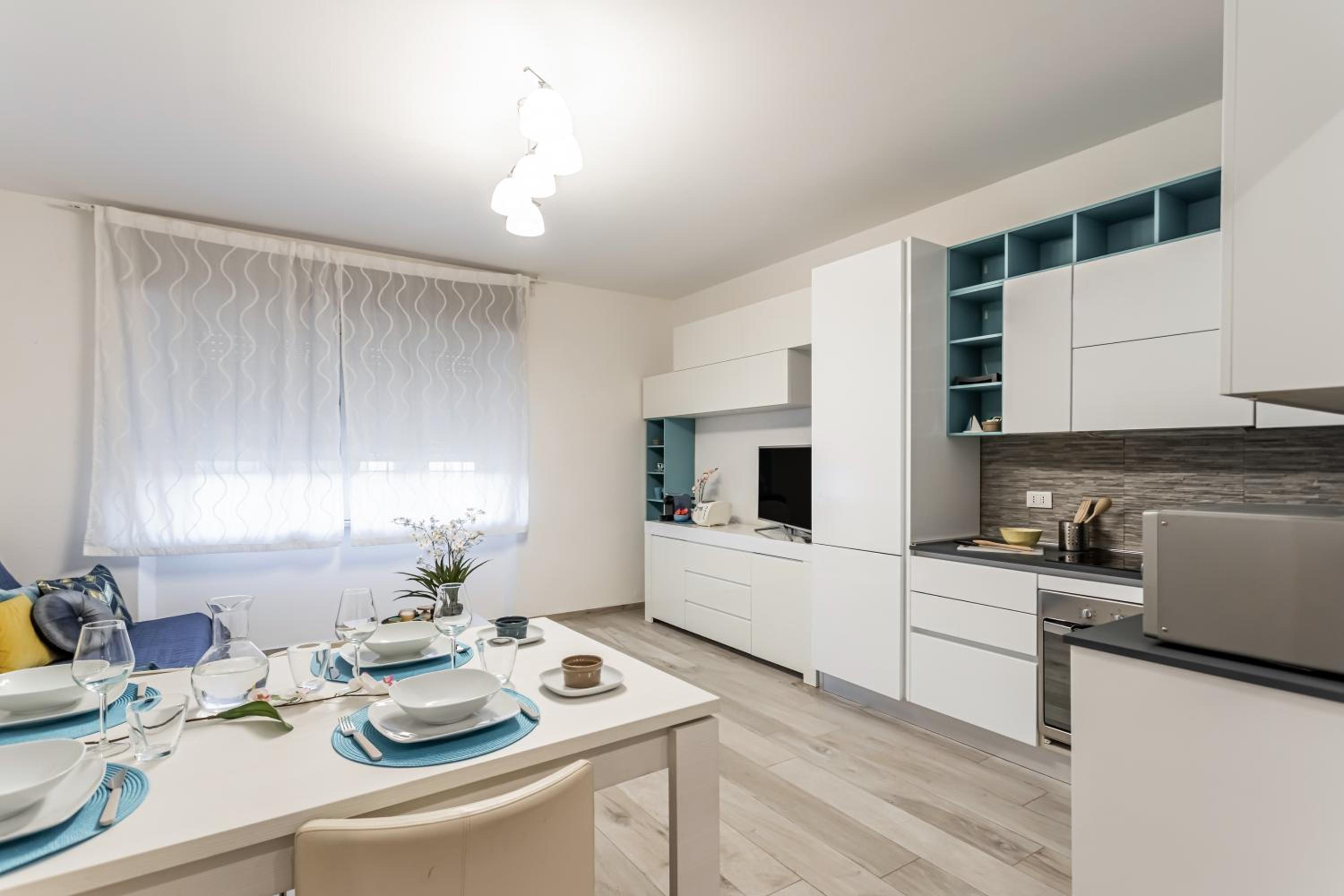 Tania Home - Pavia City - by Host4U