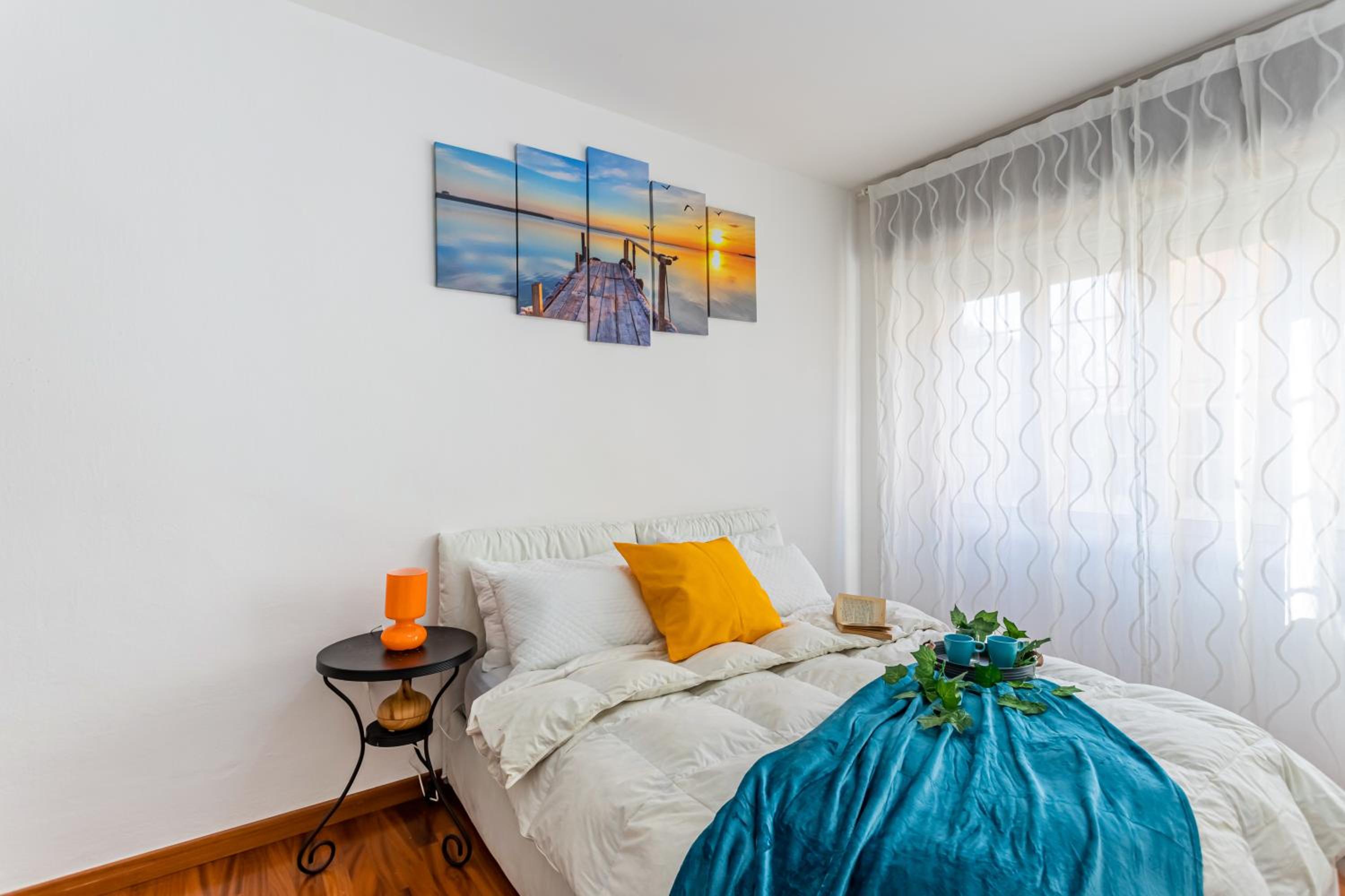 Tania Home - Pavia City - by Host4U