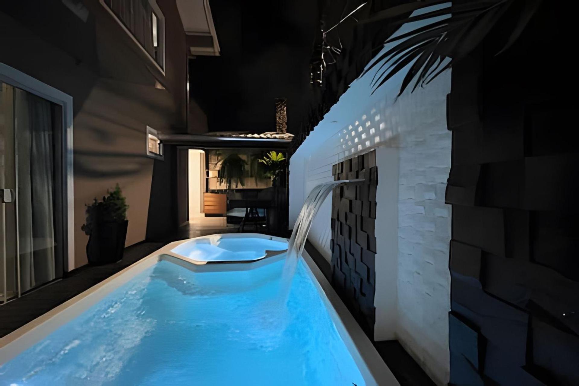 A Favorita Casa 15K Jacuzzi & Piscina BC