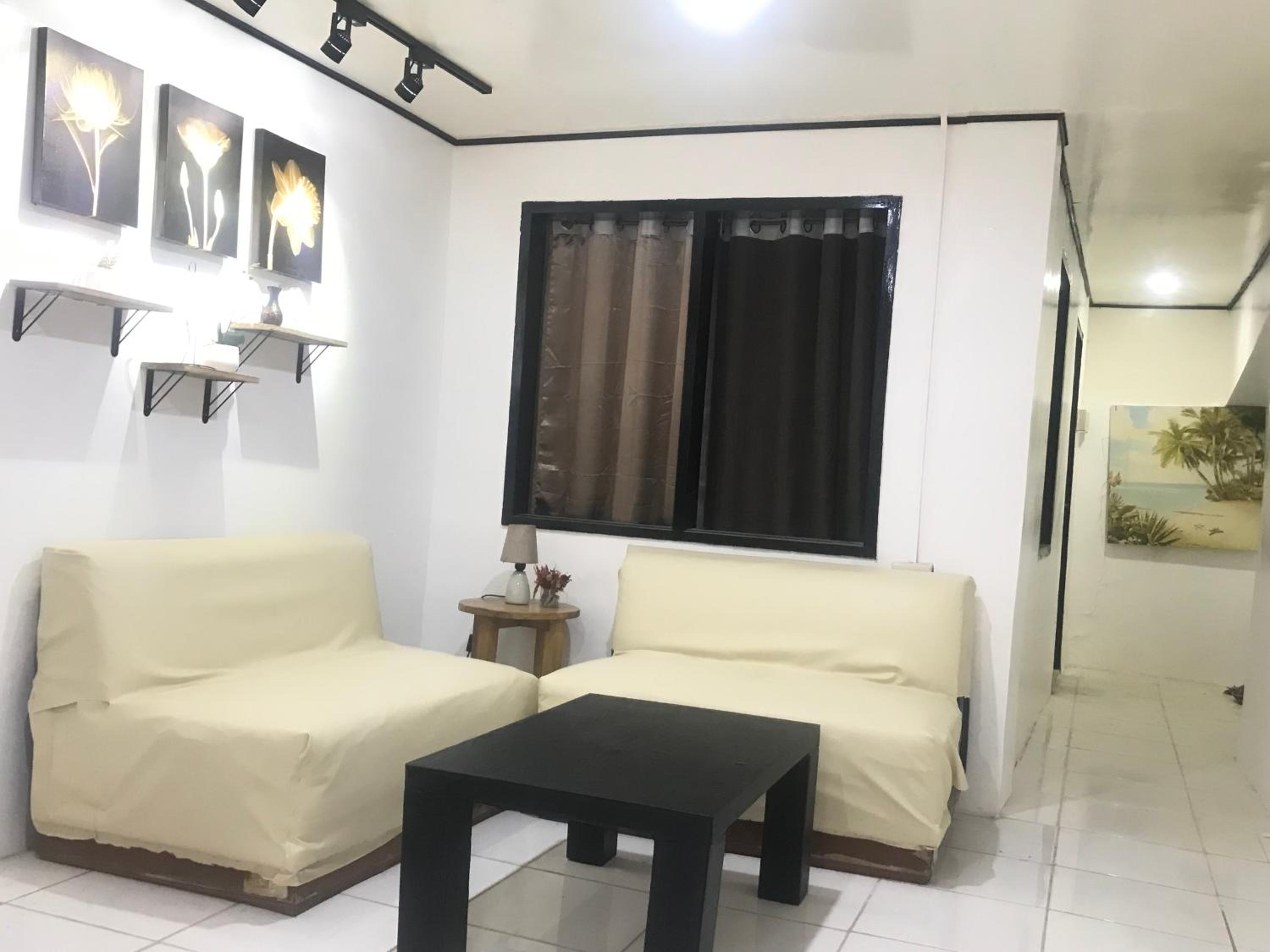 Central Hub Homestay