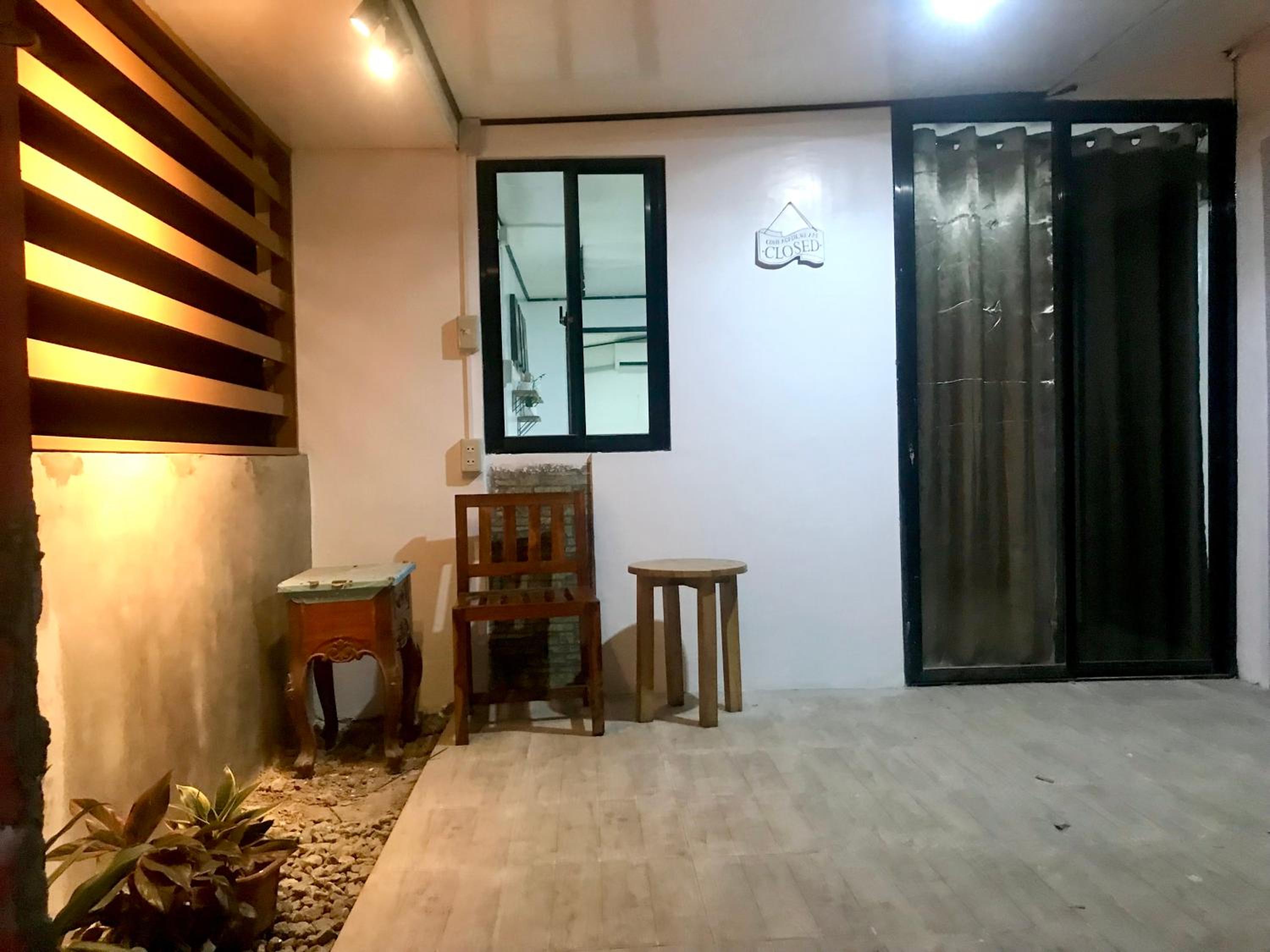 Central Hub Homestay