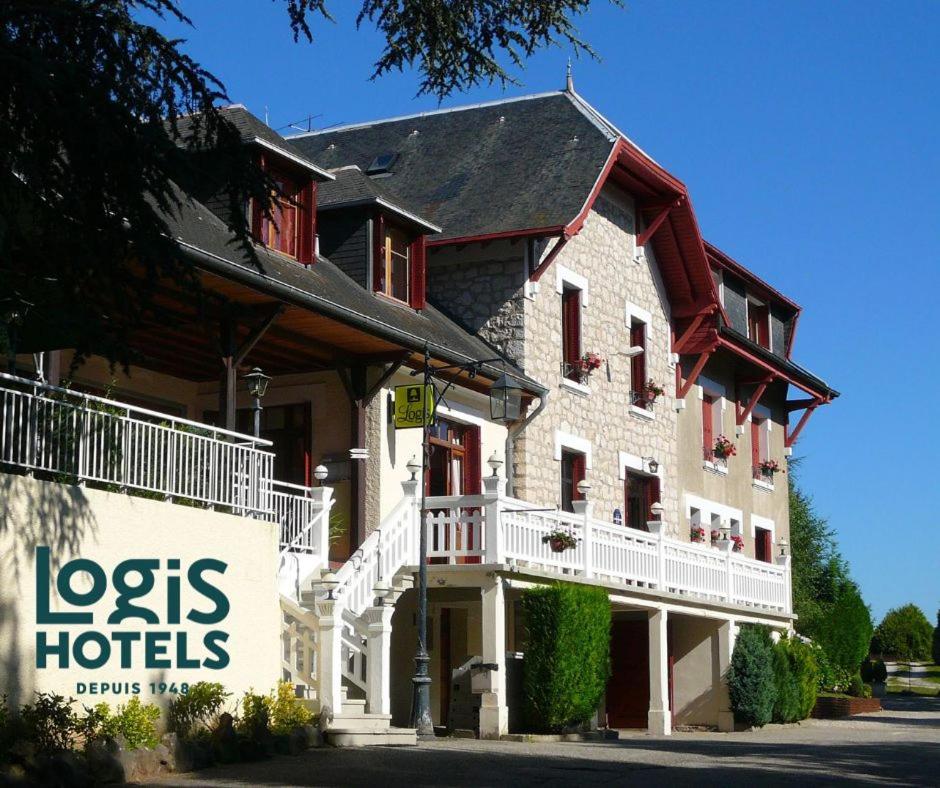 hotel building