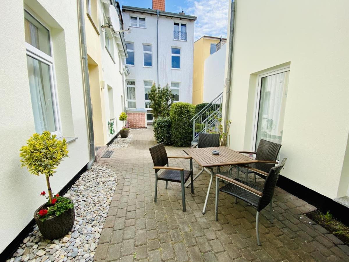 Appartement Eibeneck en Warnemünde — balance & terrace