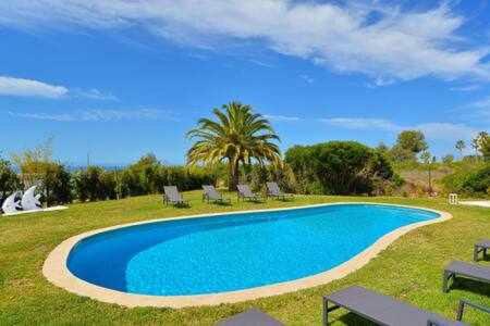Luxuosa Villa Miramar Carvoeiro