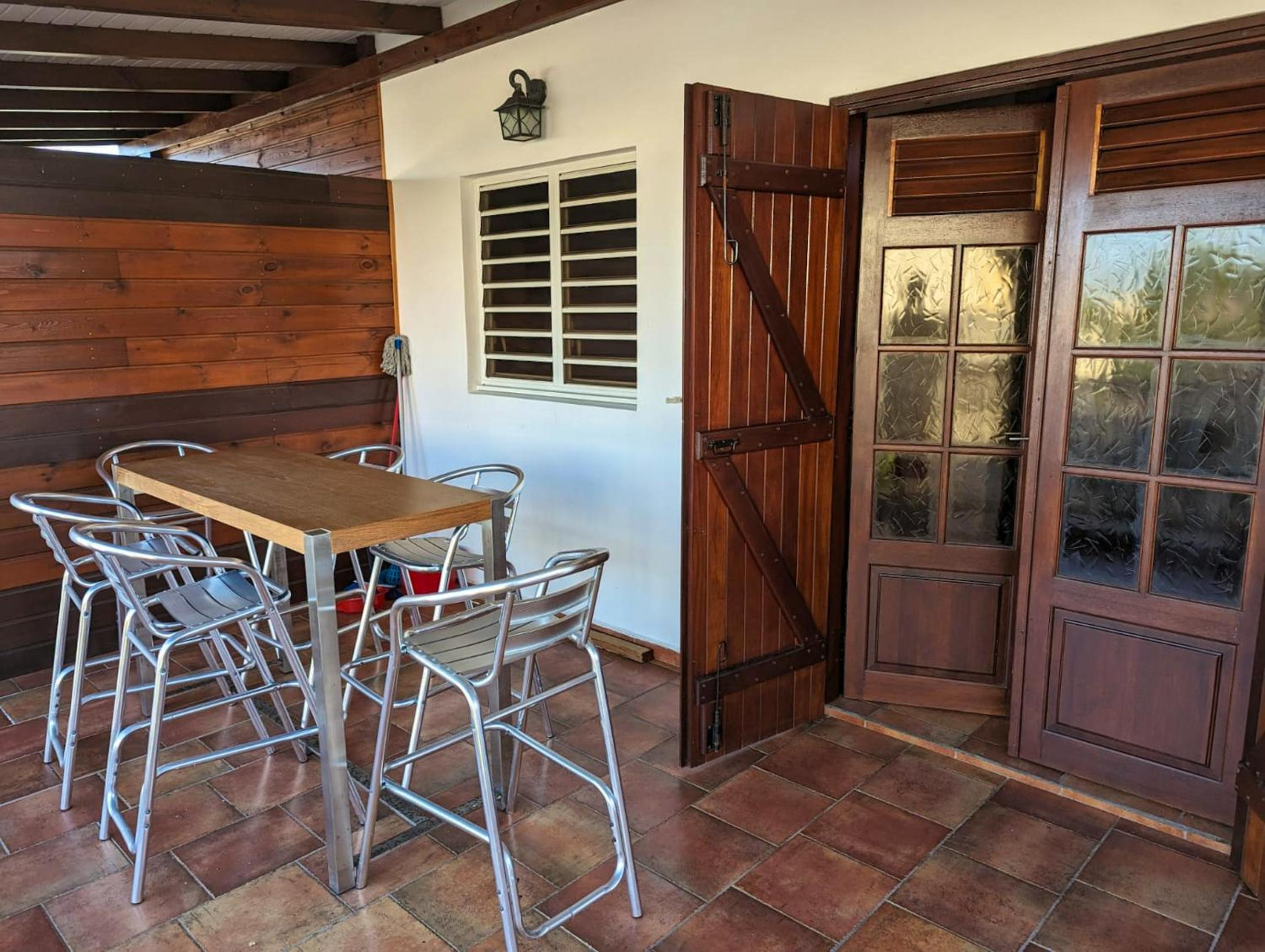 Appartement moderne au Moule avec terrasse et jardin view 5