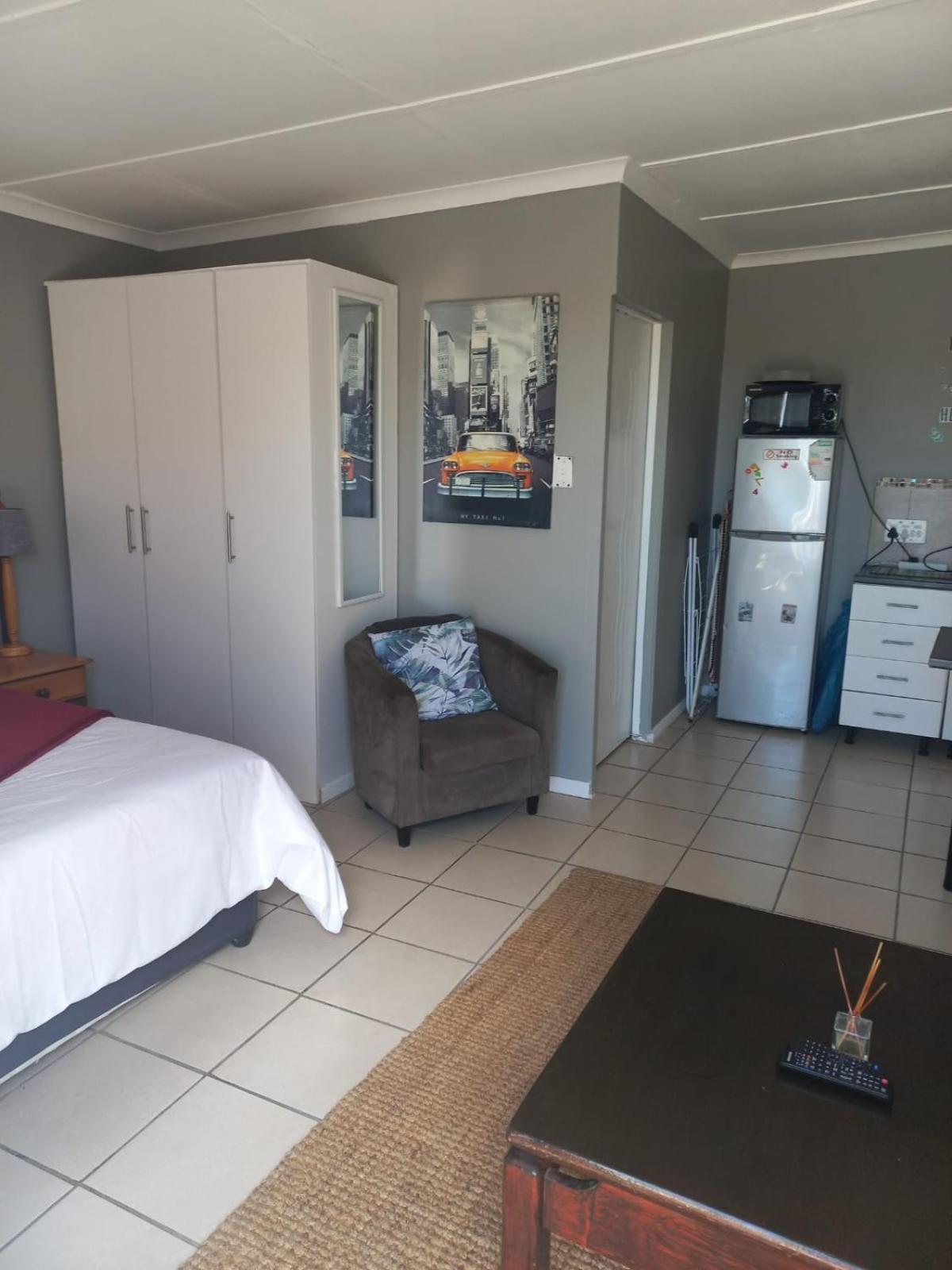 7 Diaz Street Da Nova Mosselbay Selfcatering view 3