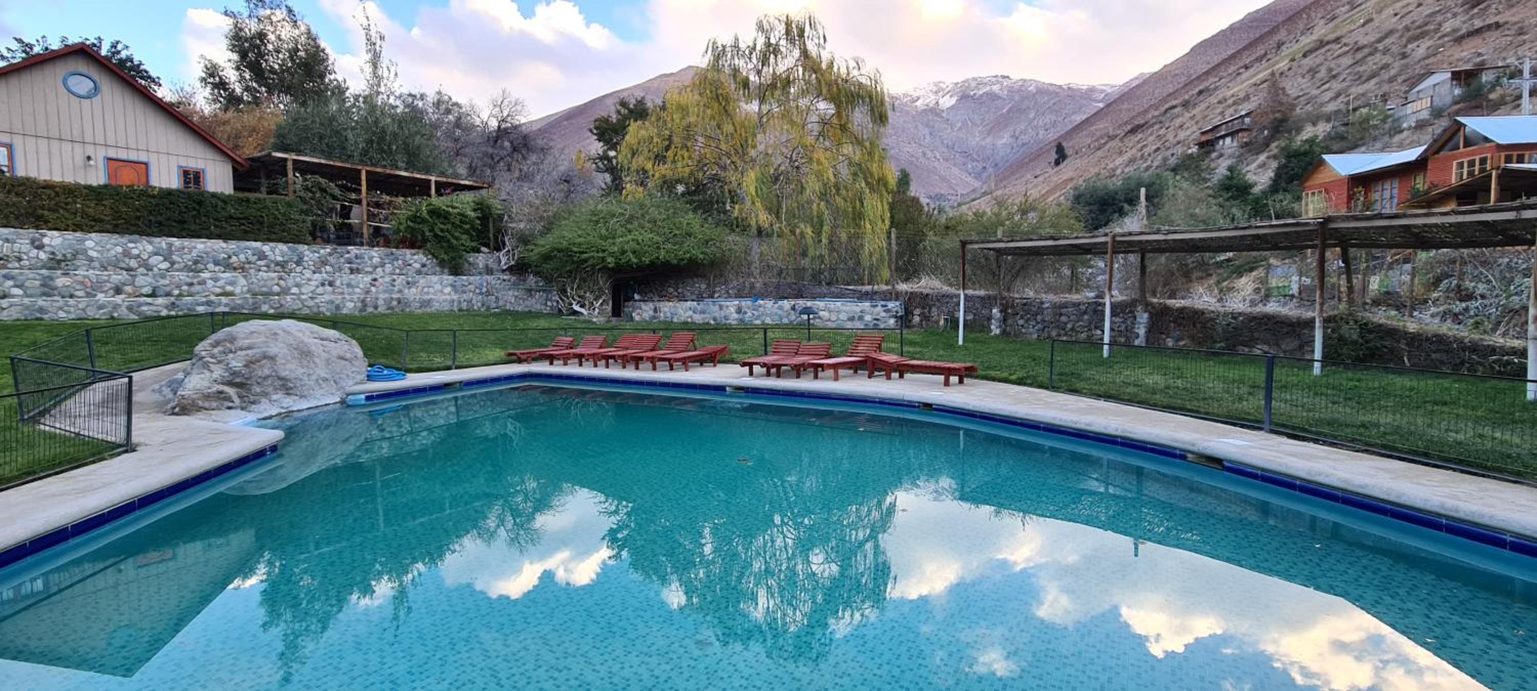 Cabañas Las Gredas SPA Pisco Elqui